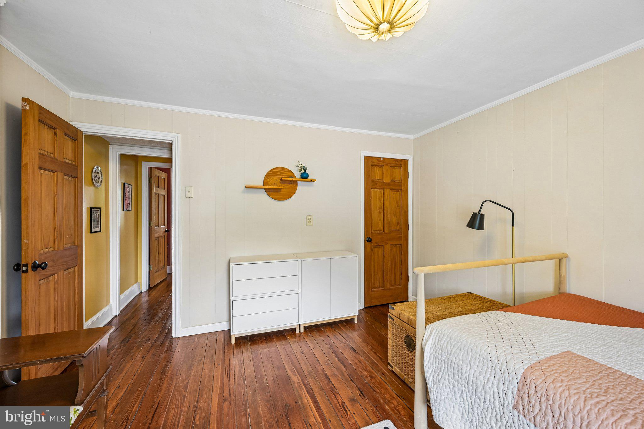 EAST FALLS - Residential