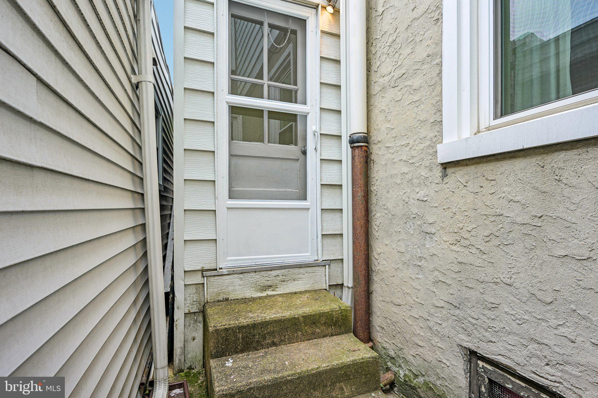 EAST FALLS - Residential