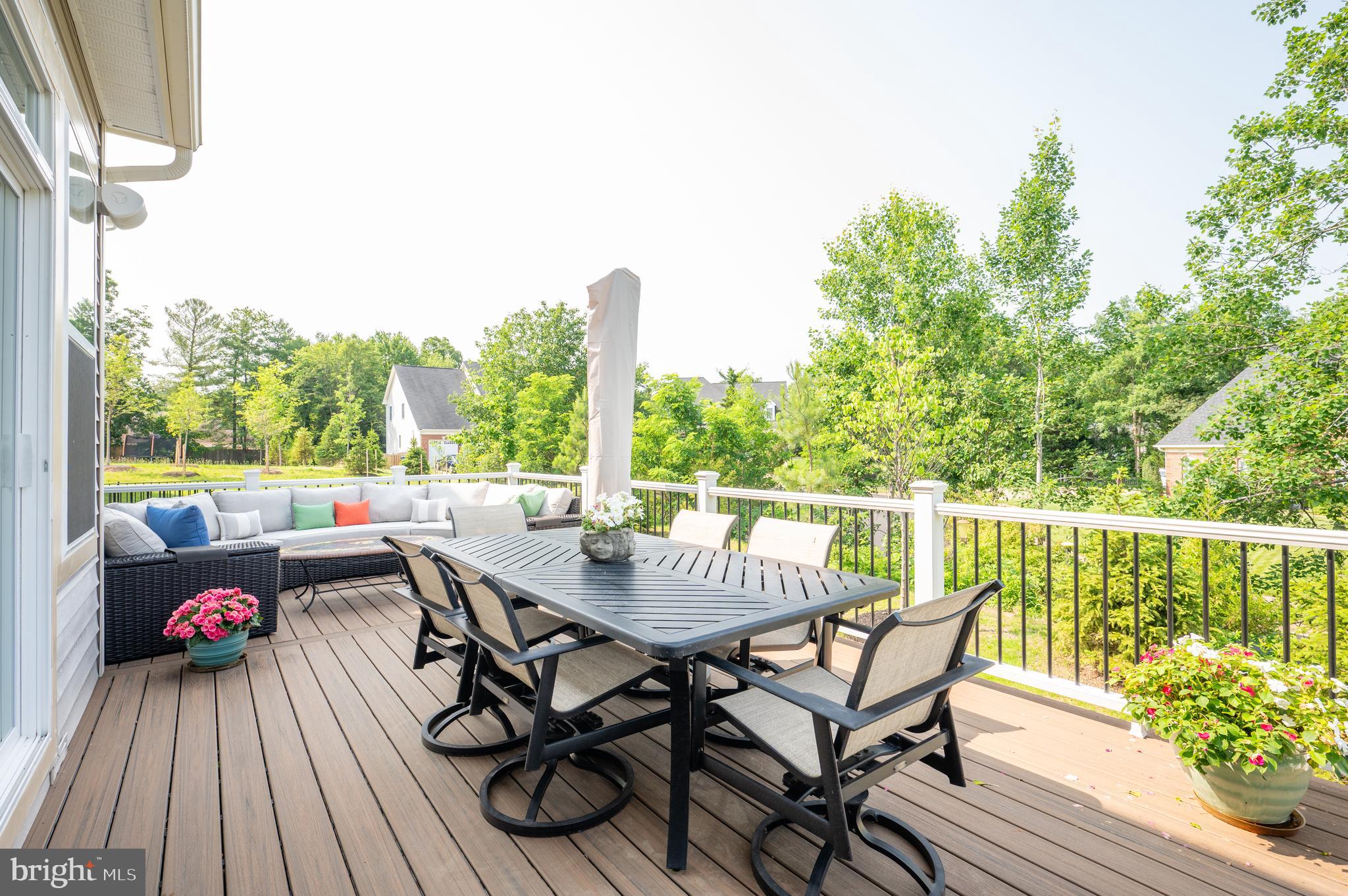THE RESIDENCES AT MCCONNELL MANOR - Residential
