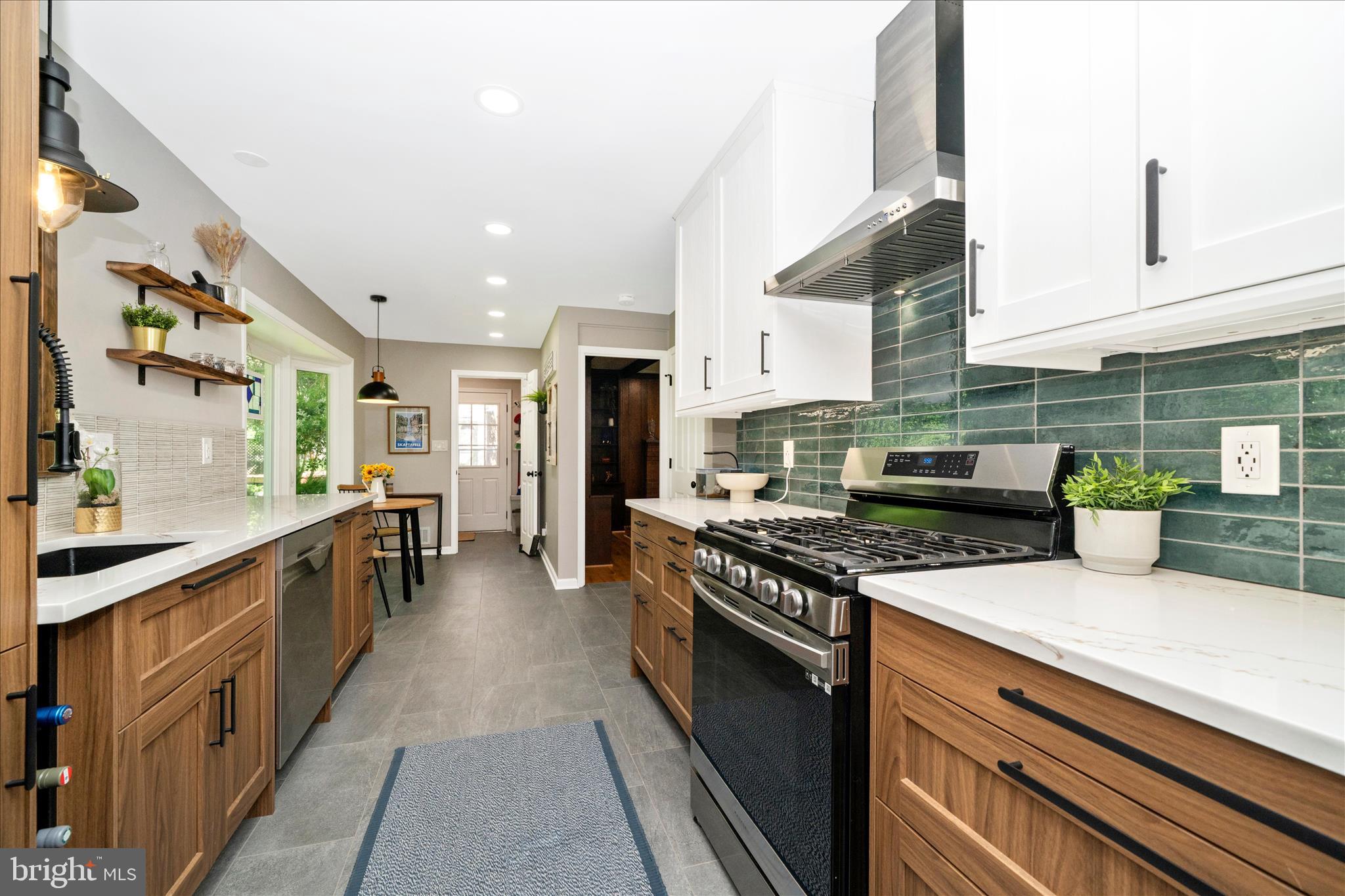 BUCKLEY DOWNS - Residential