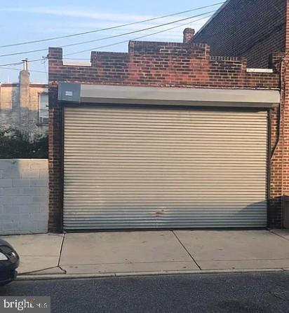 Unlock the potential of this 1,662 SF garage property located in the heart of Port Richmond, one of Philadelphia’s most rapidly evolving commercial corridors. Offered at $300,000, this flexible space is ideal for owner-users, investors, or small business operators seeking a central and accessible location.

With the ability to accommodate two separate businesses, this property offers strong potential for dual income streams or a multi-use configuration. It runs from Edgemont St to Webb St. The clear-span layout, wide garage door access, and durable construction make it suitable for a range of uses—auto services, contractor operations, light manufacturing, storage, creative workspace, and more.