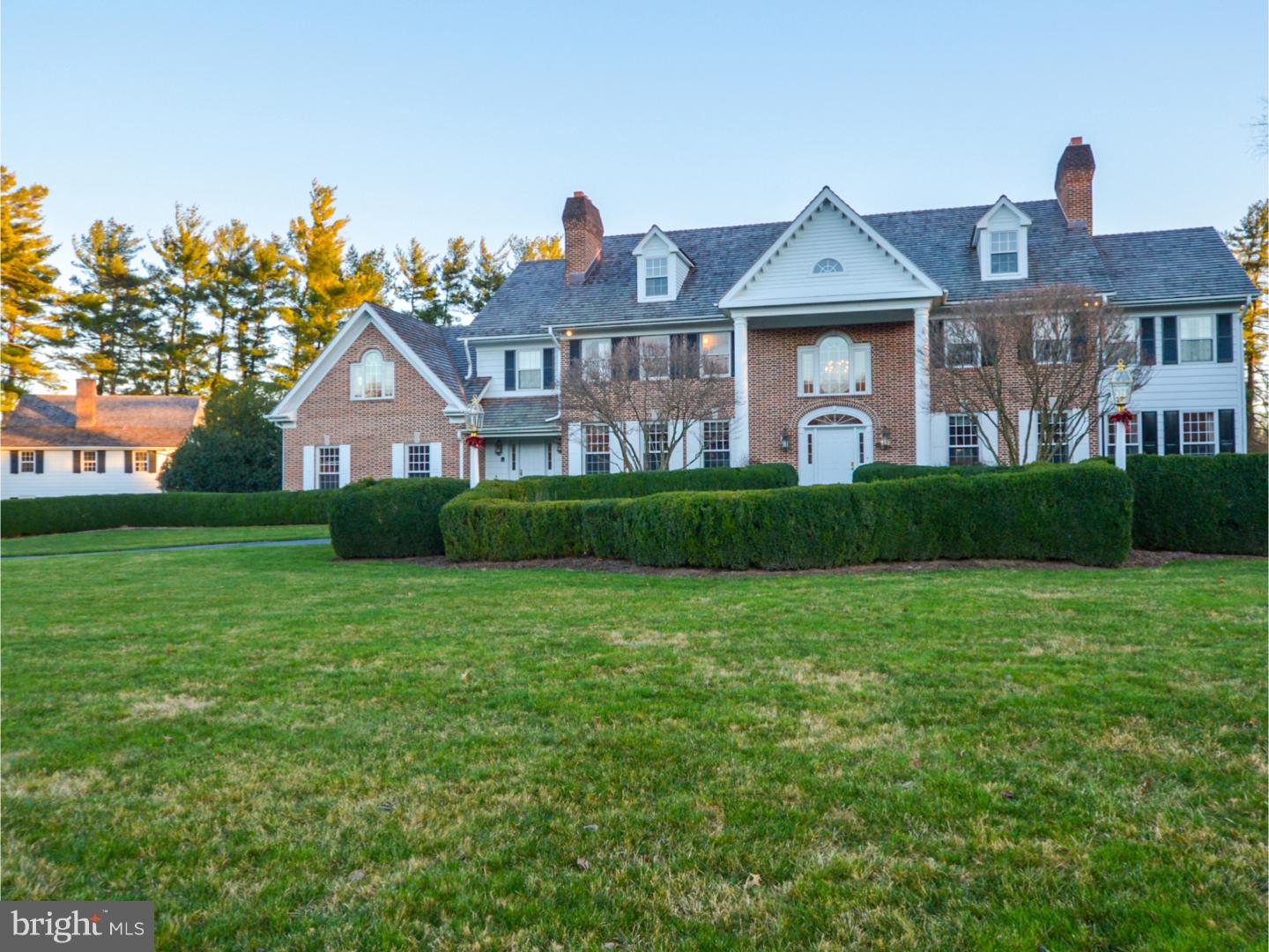 COUNTRY CLUB ESTS - Residential