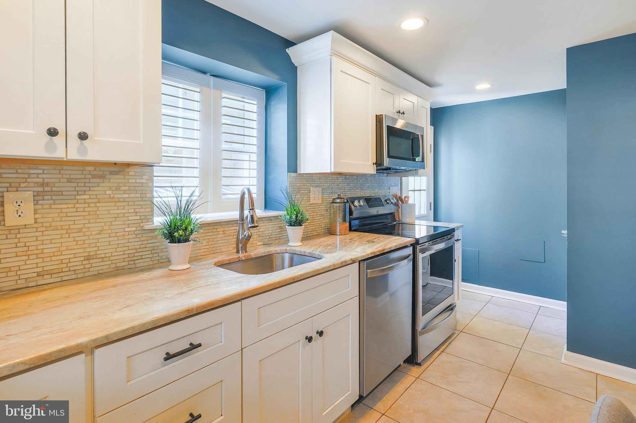 GREEN ACRES - Residential
