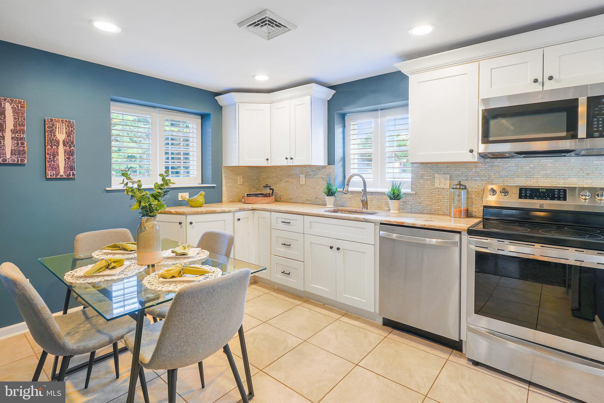 GREEN ACRES - Residential