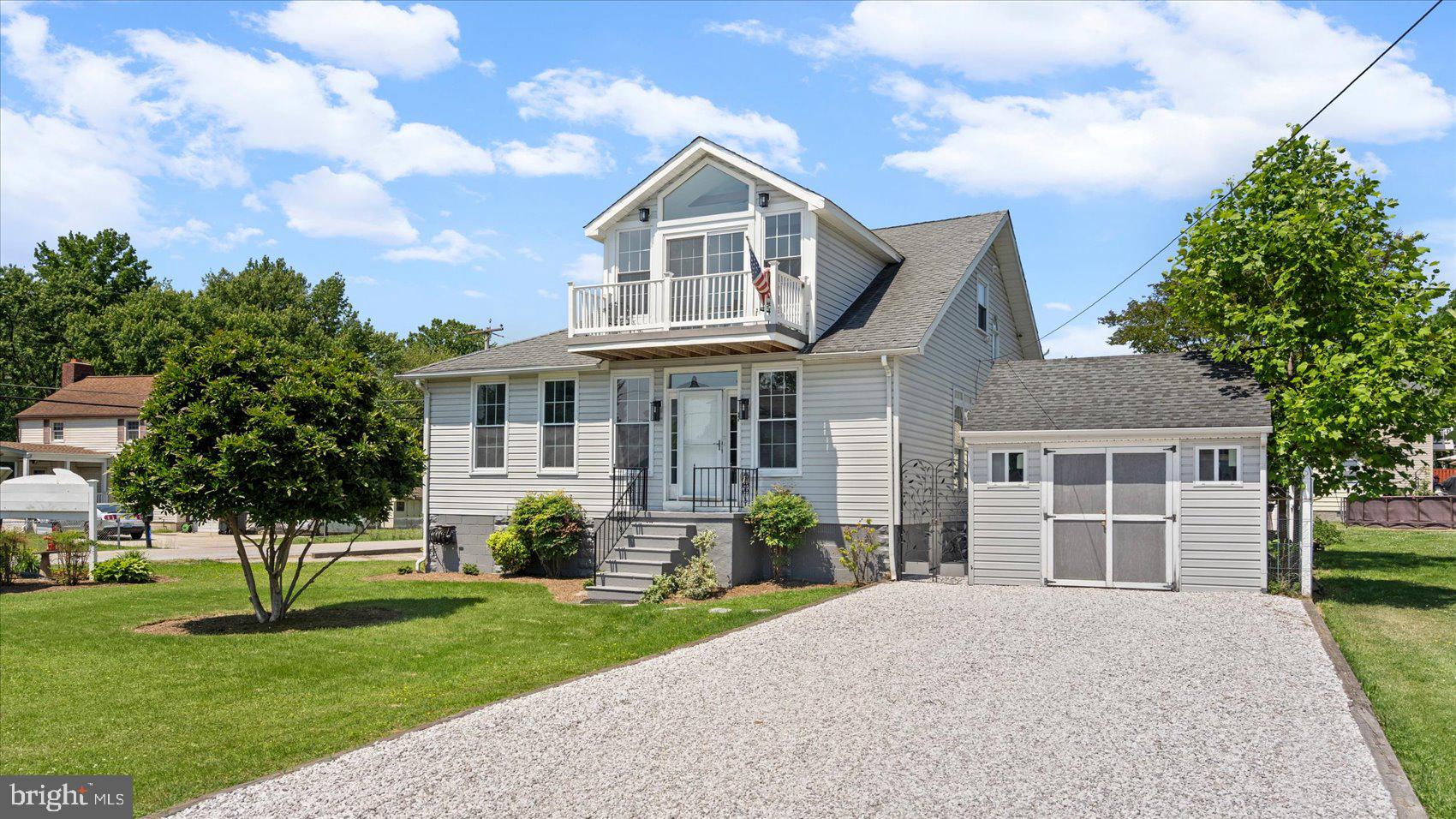 ROCKAWAY BEACH - Residential