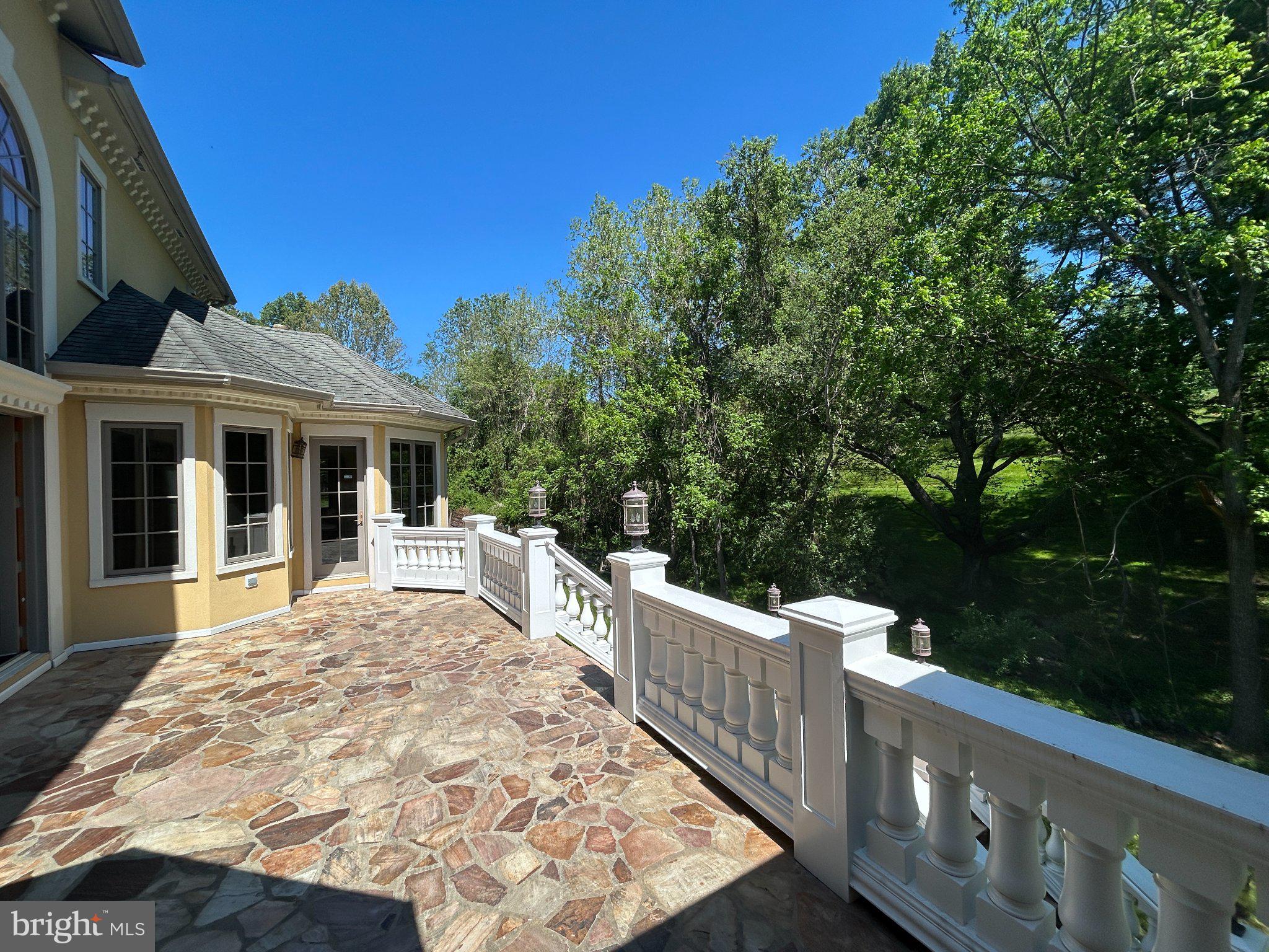 BEACH MILL DOWNS - Residential