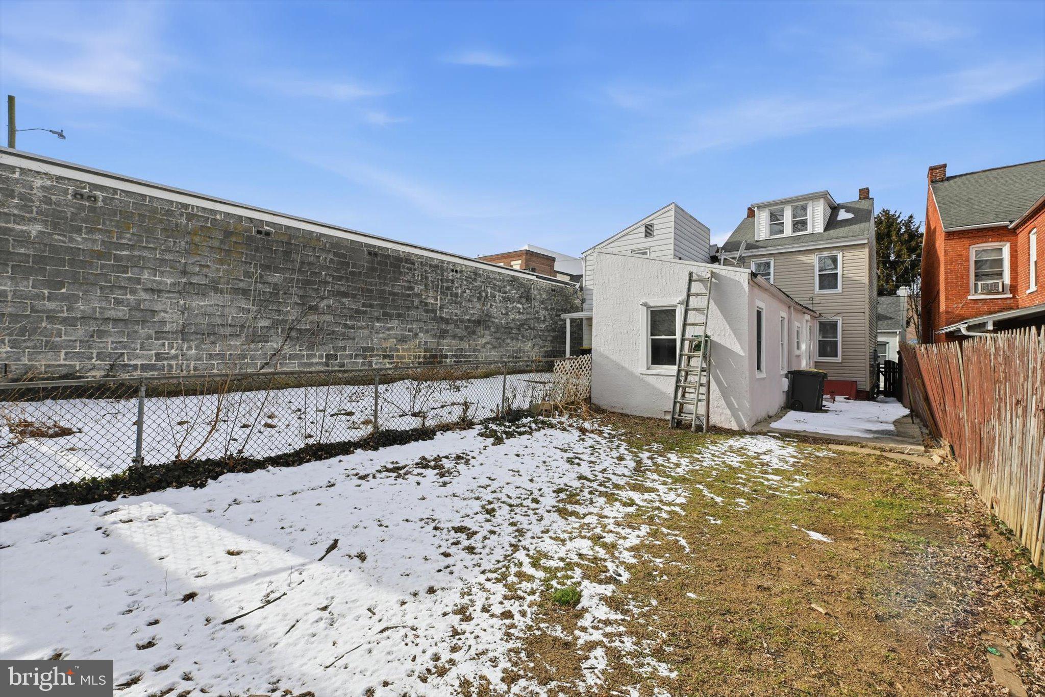 CABBAGE HILL - Residential