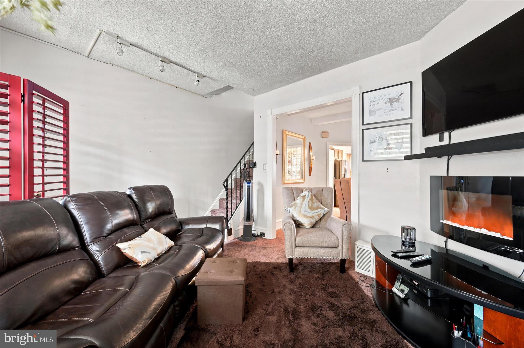 WEST PHILADELPHIA - Residential