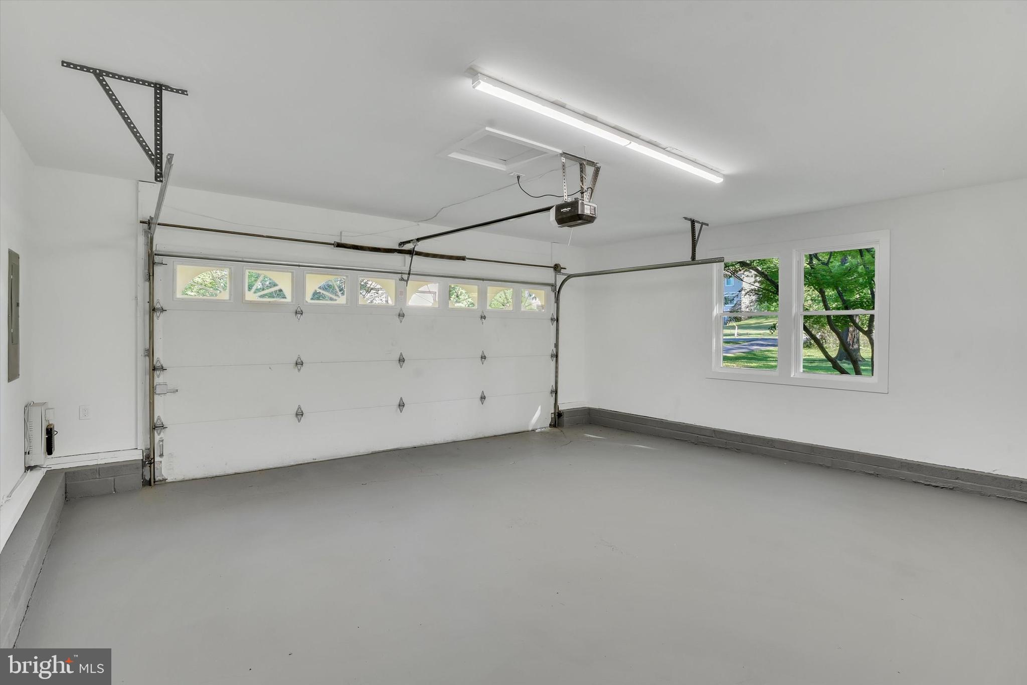 WORTHINGTON - Residential