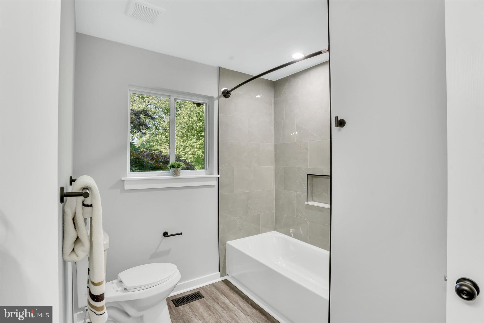 WORTHINGTON - Residential