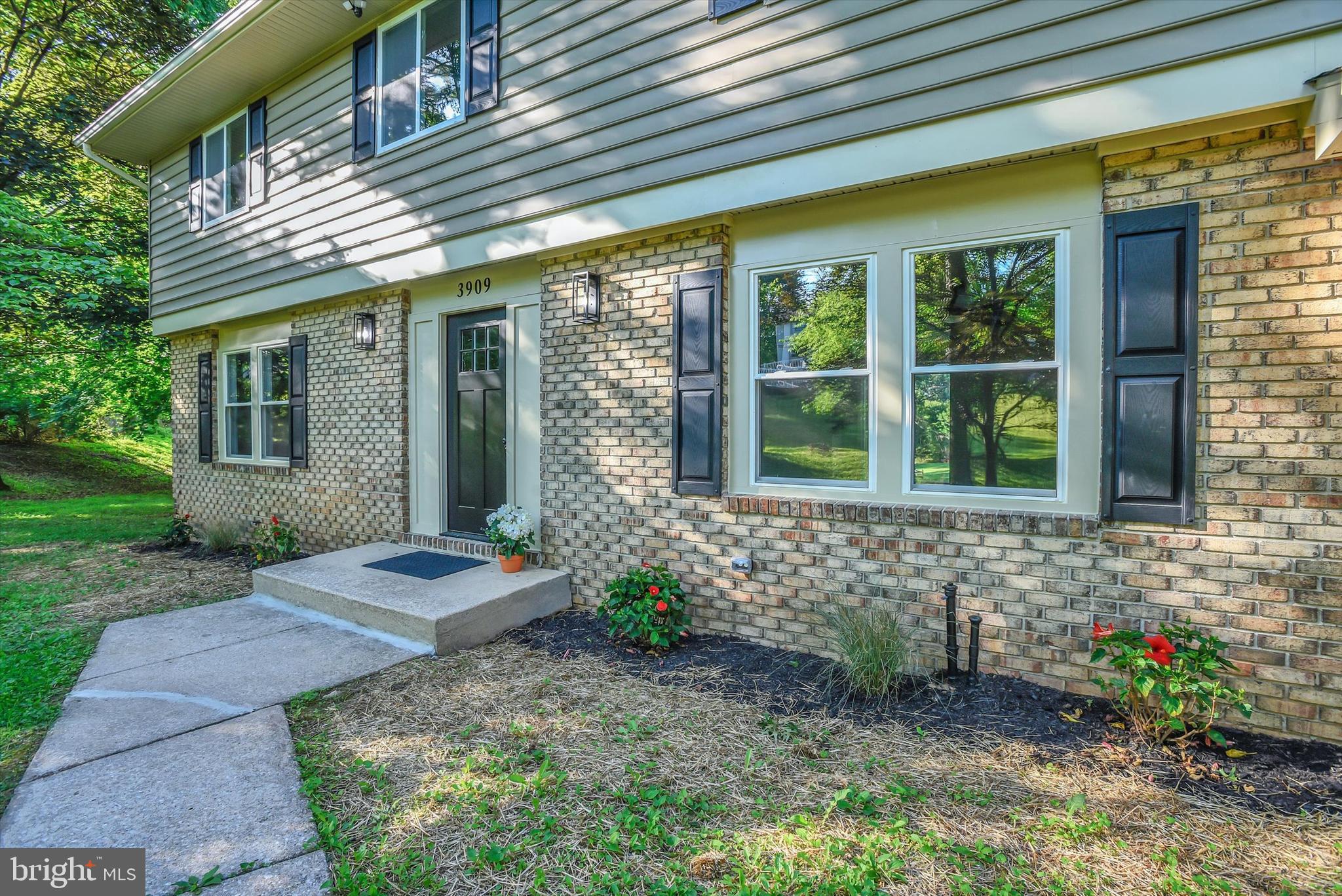 WORTHINGTON - Residential