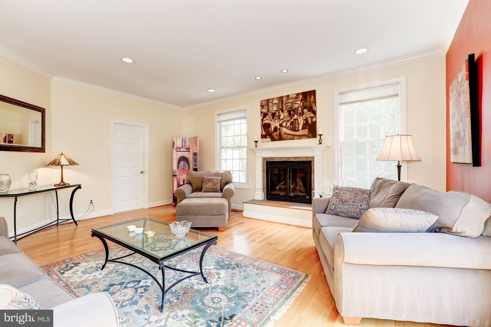 ROCK CREEK PALISADES - Residential