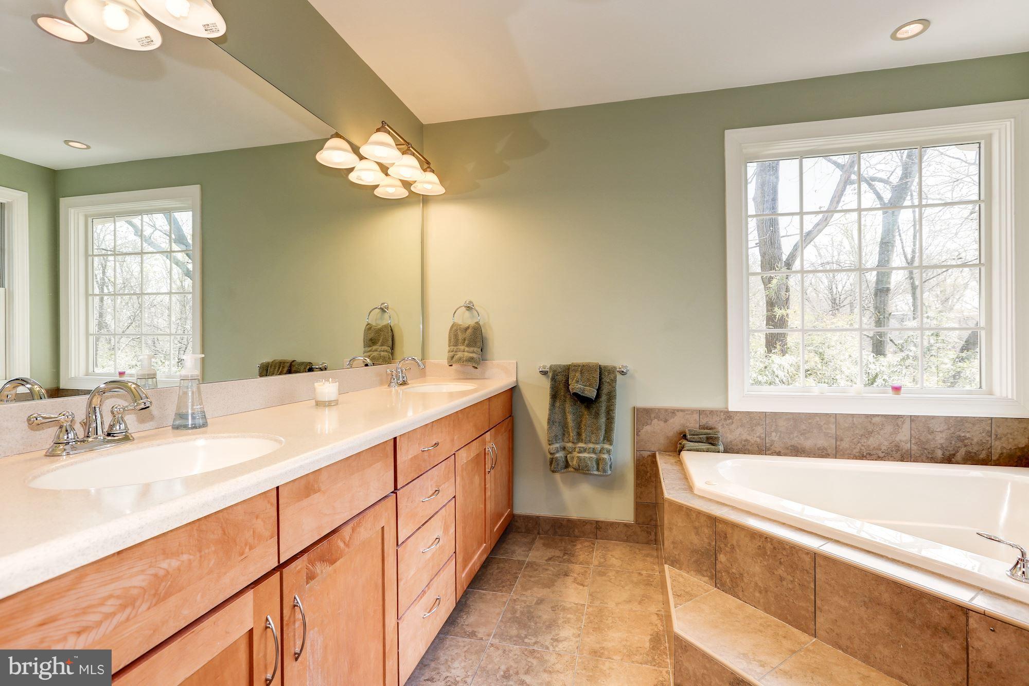 ROCK CREEK PALISADES - Residential