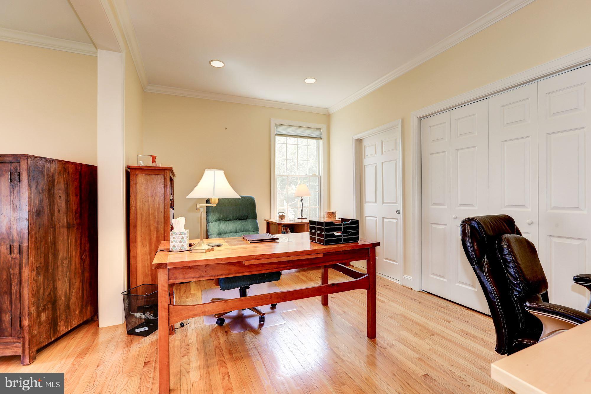 ROCK CREEK PALISADES - Residential