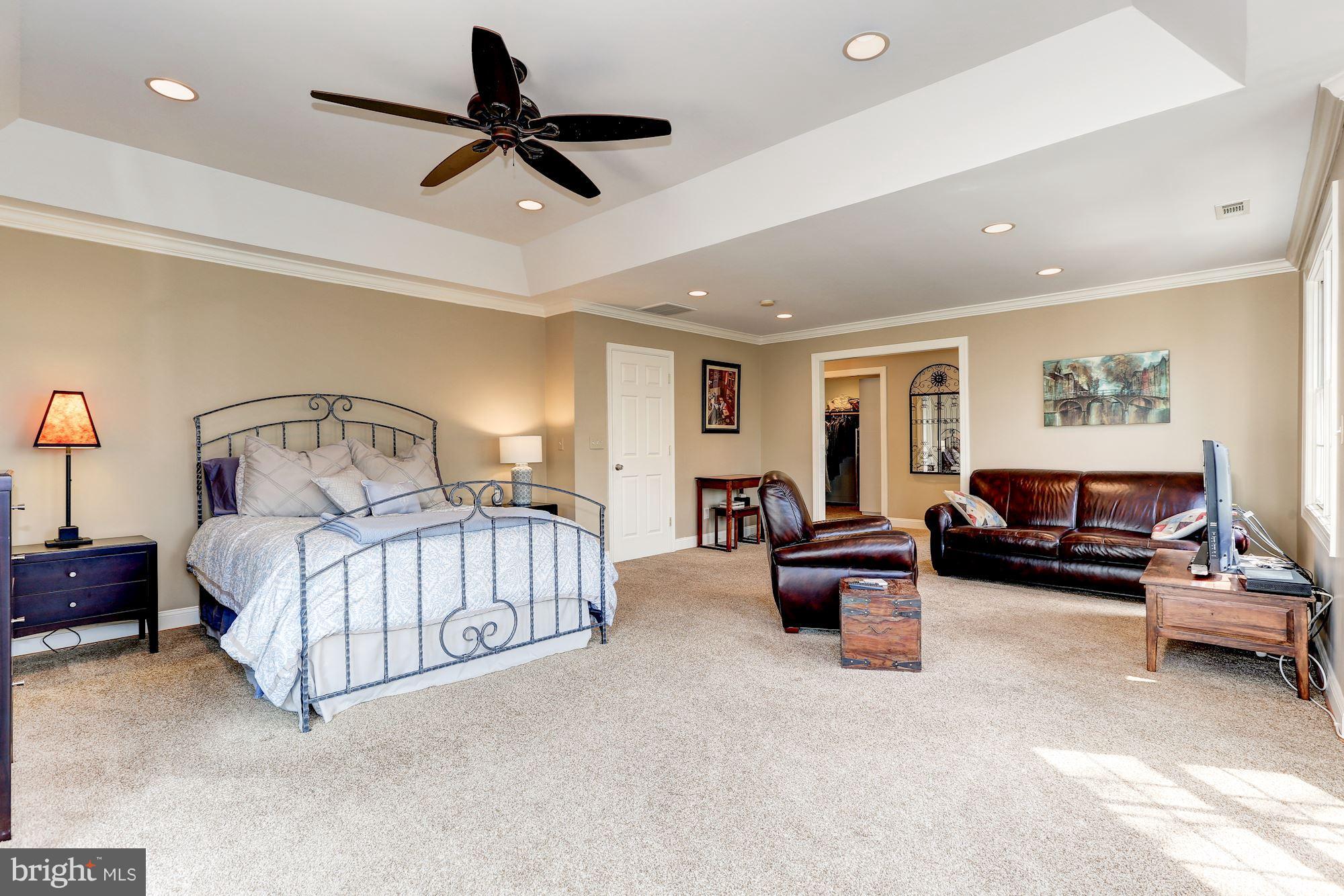 ROCK CREEK PALISADES - Residential