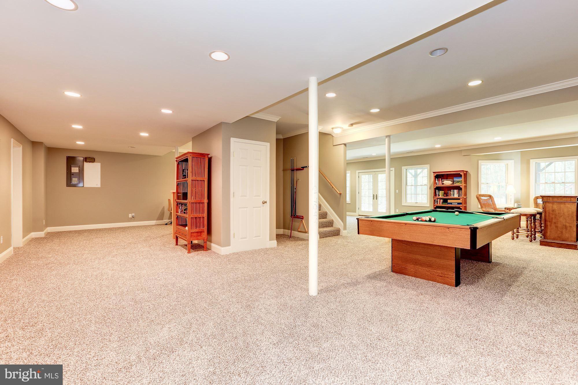 ROCK CREEK PALISADES - Residential