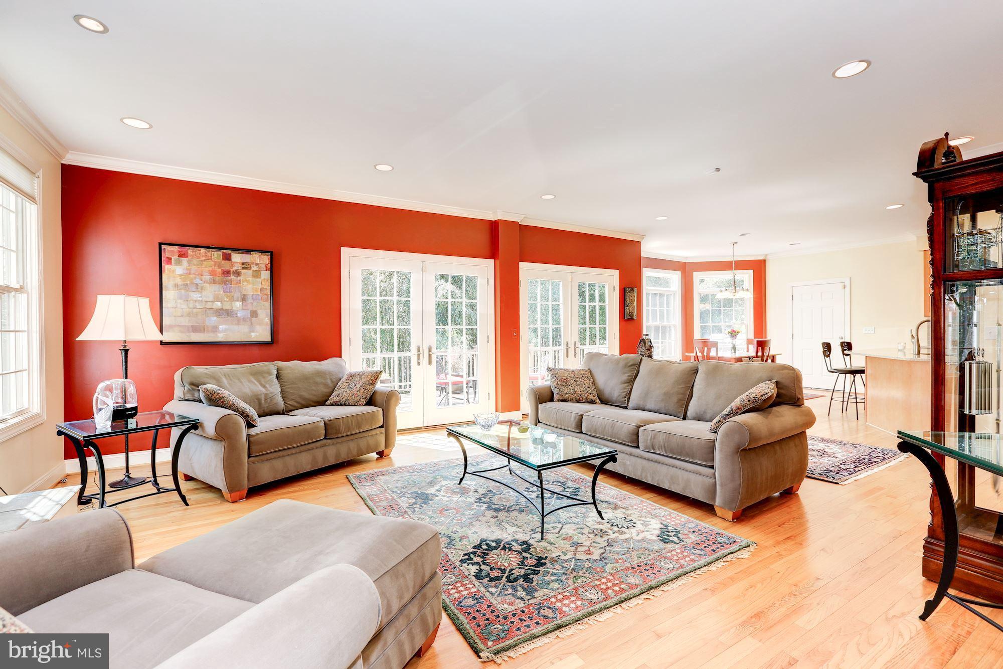 ROCK CREEK PALISADES - Residential