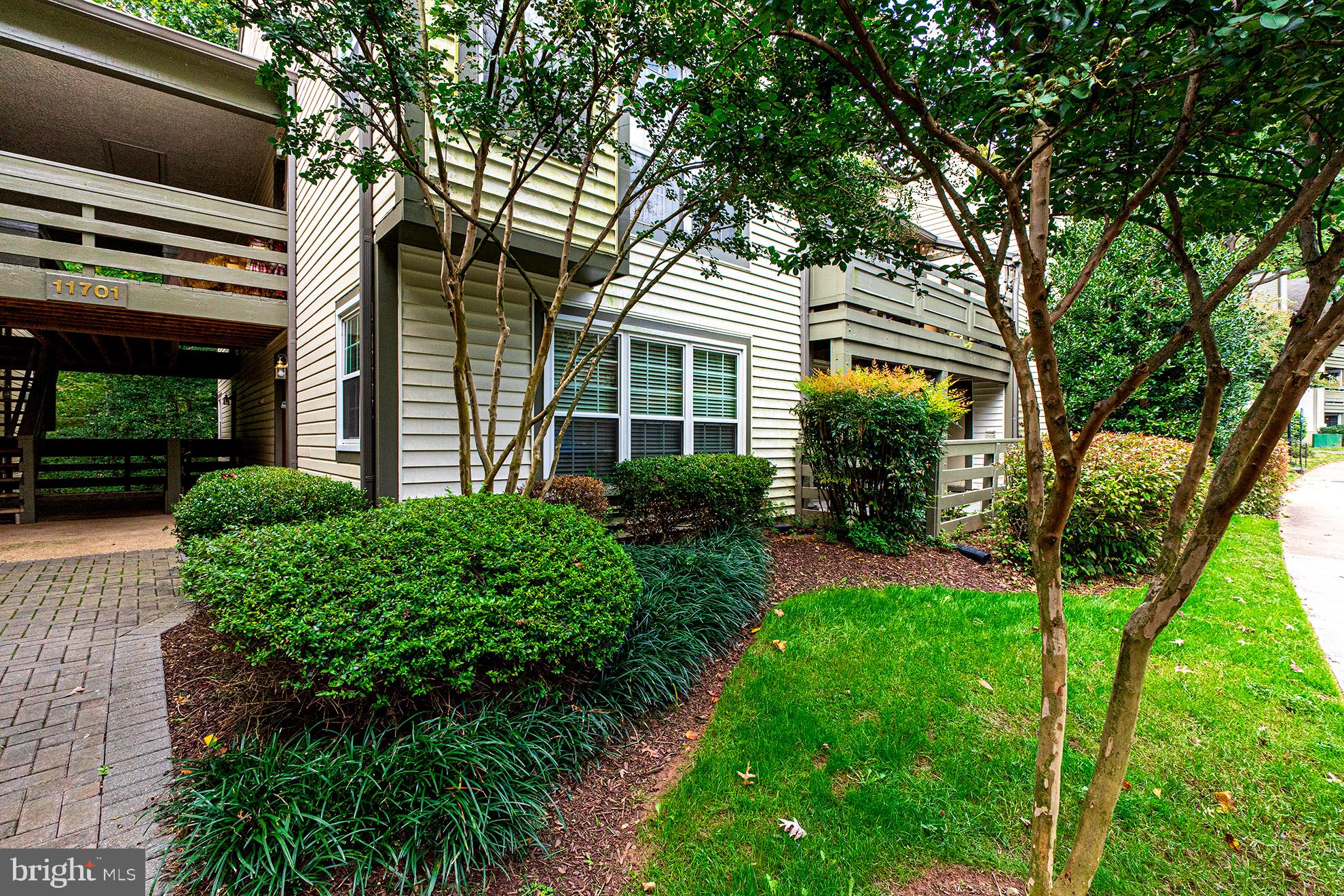 BRISTOL HOUSE - Residential Lease