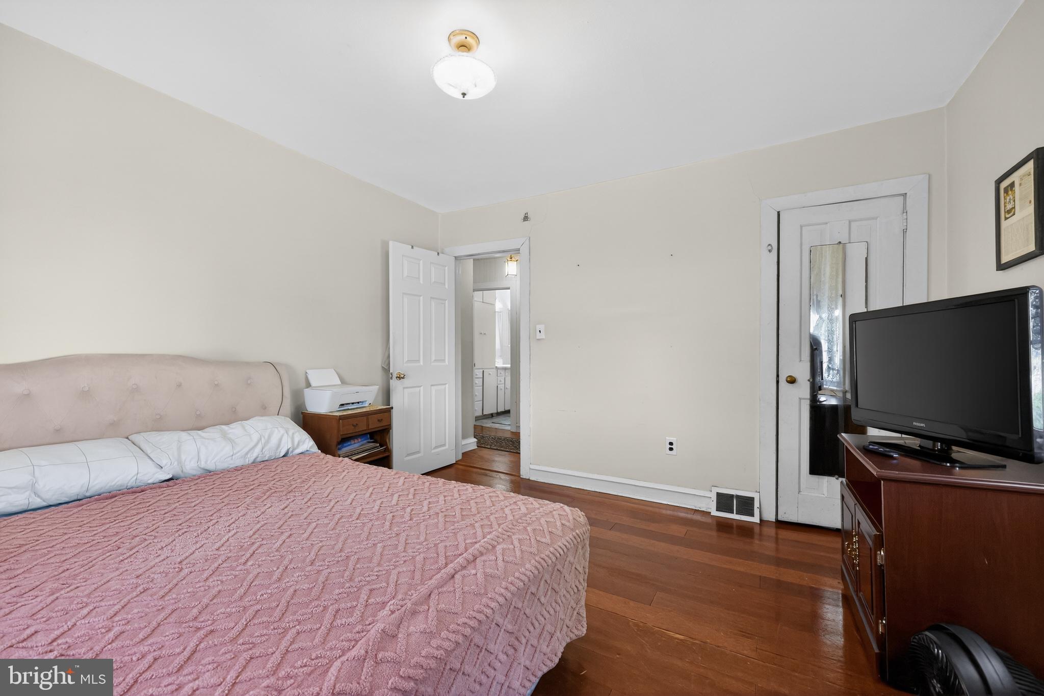 LINE LEXINGTON - Residential