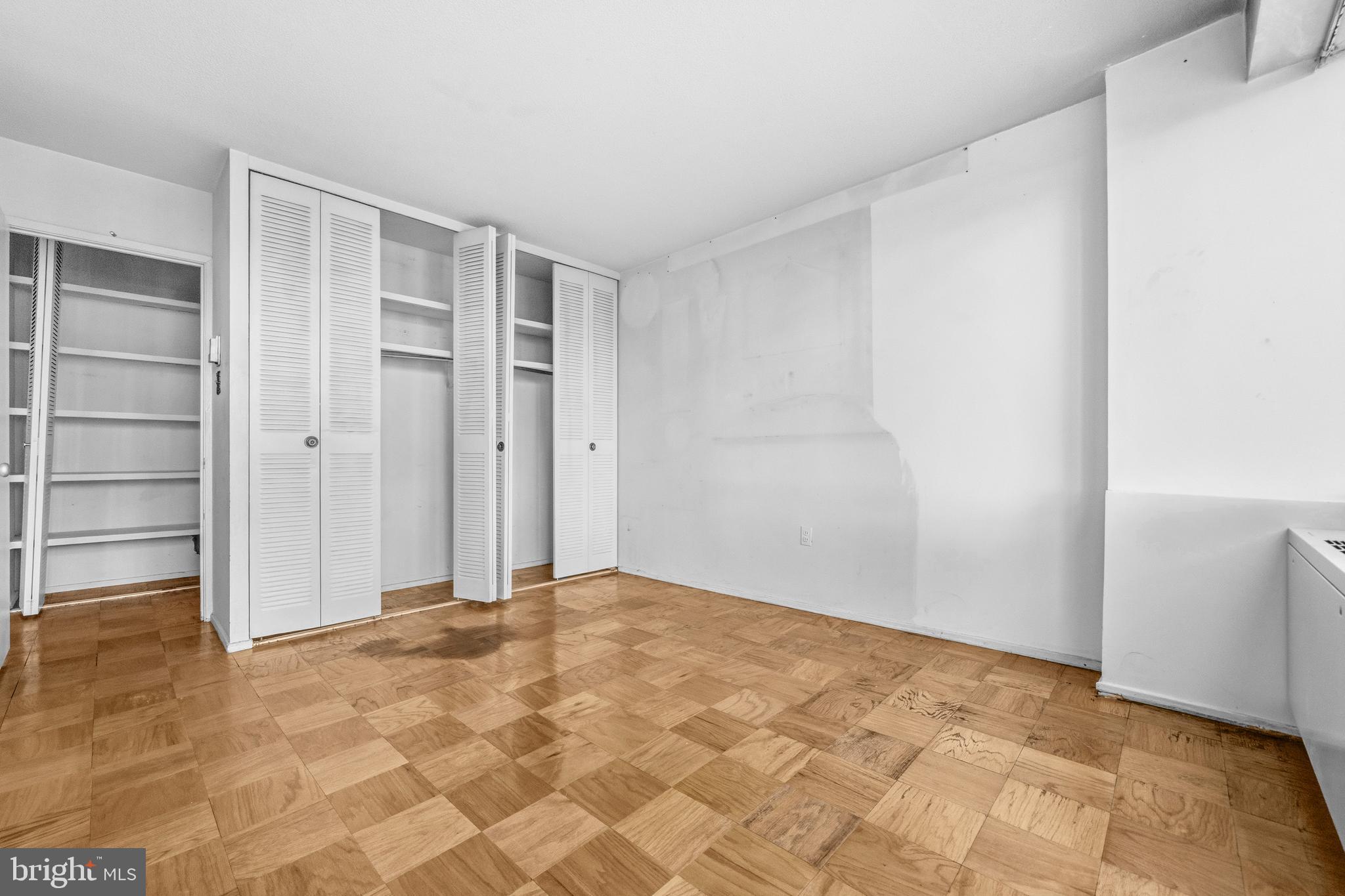 SW WATERFRONT - Residential