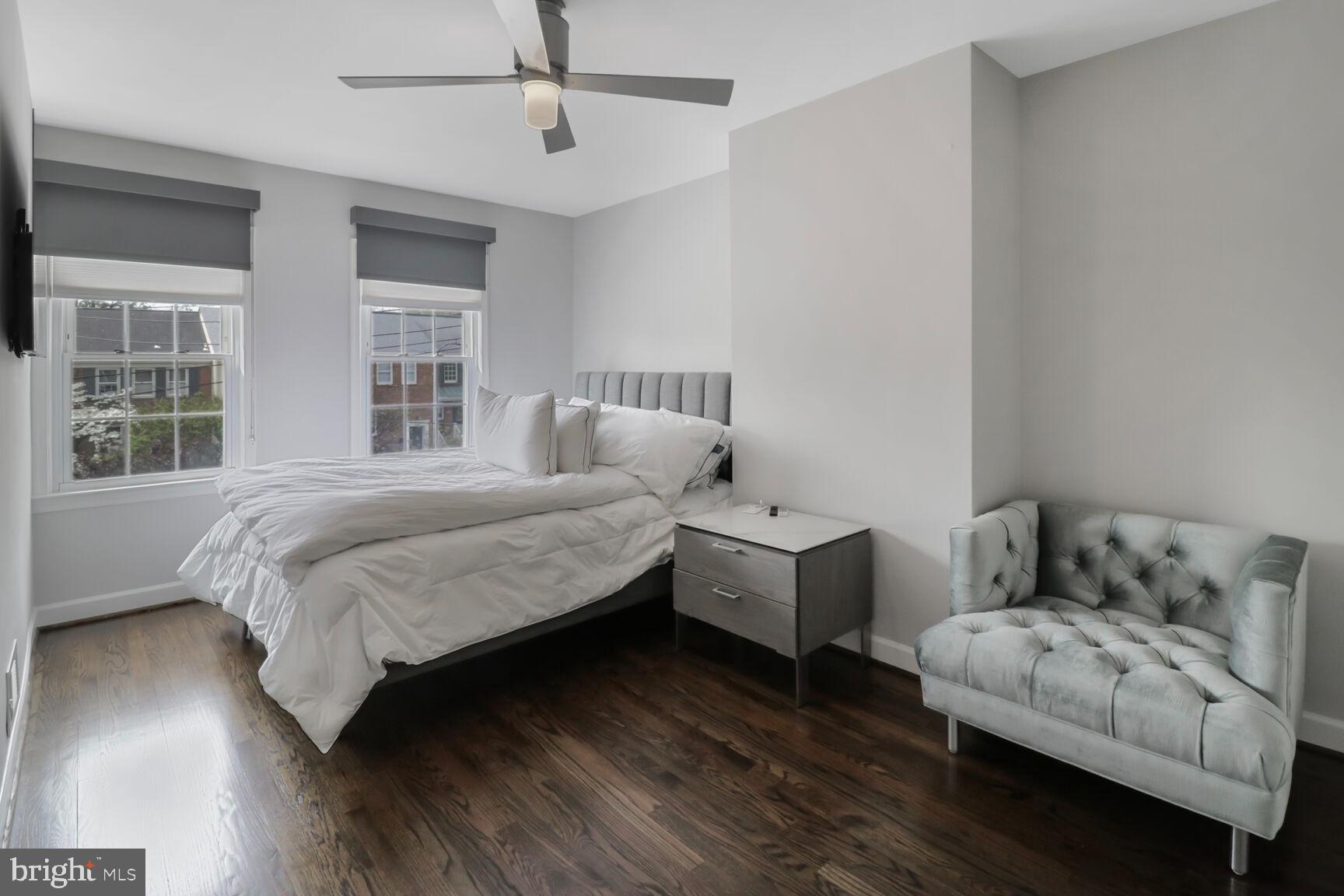 YATES GARDENS - Residential Lease