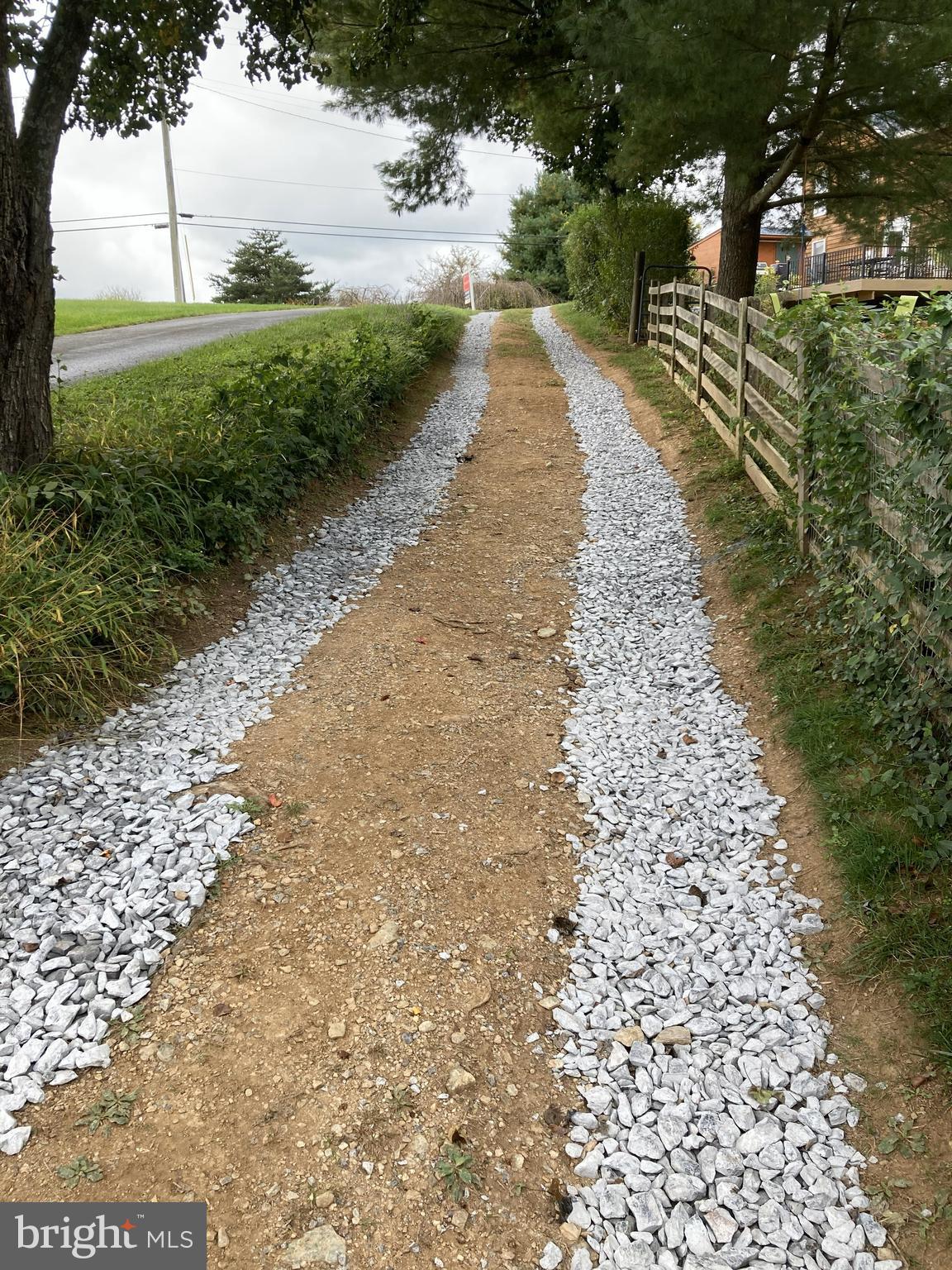 DOVER ROAD - Land