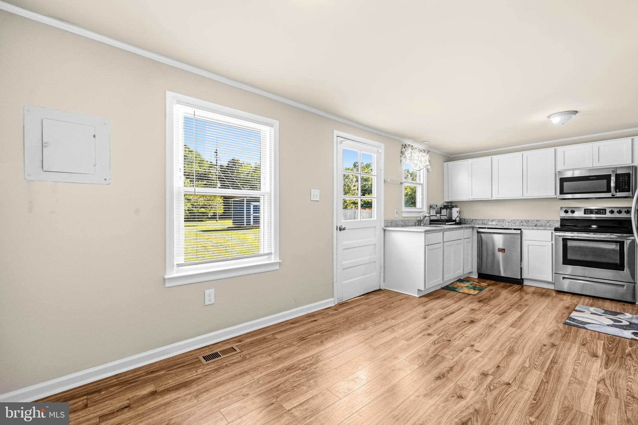 POINT ESTATES - Residential