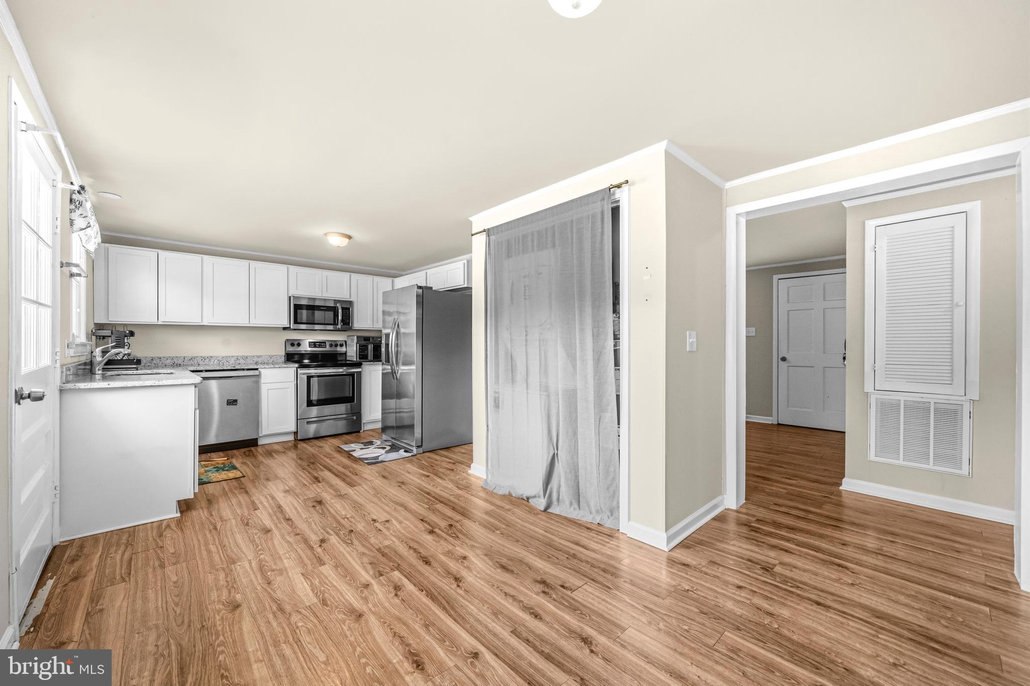 POINT ESTATES - Residential