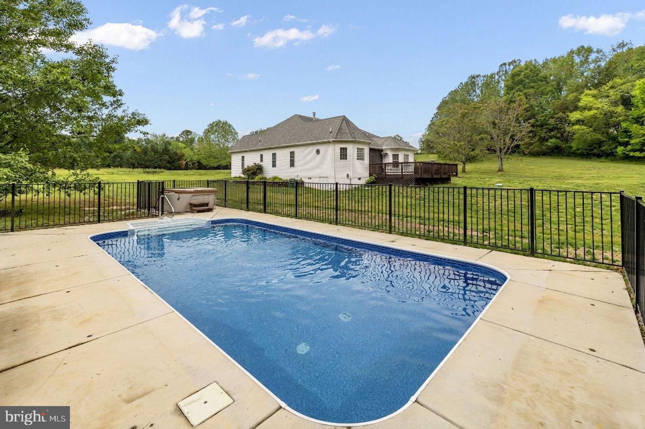 FRAZERS LANDING - Residential