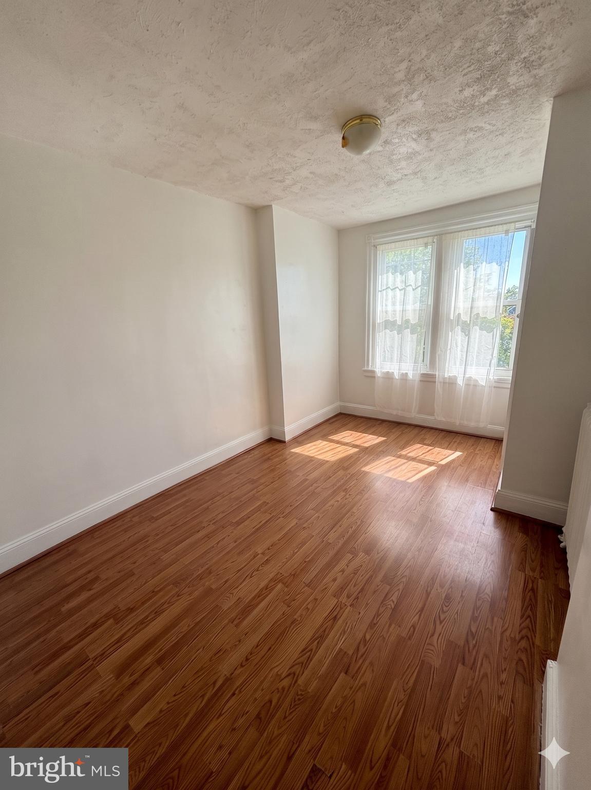 NORTHWOOD - Residential