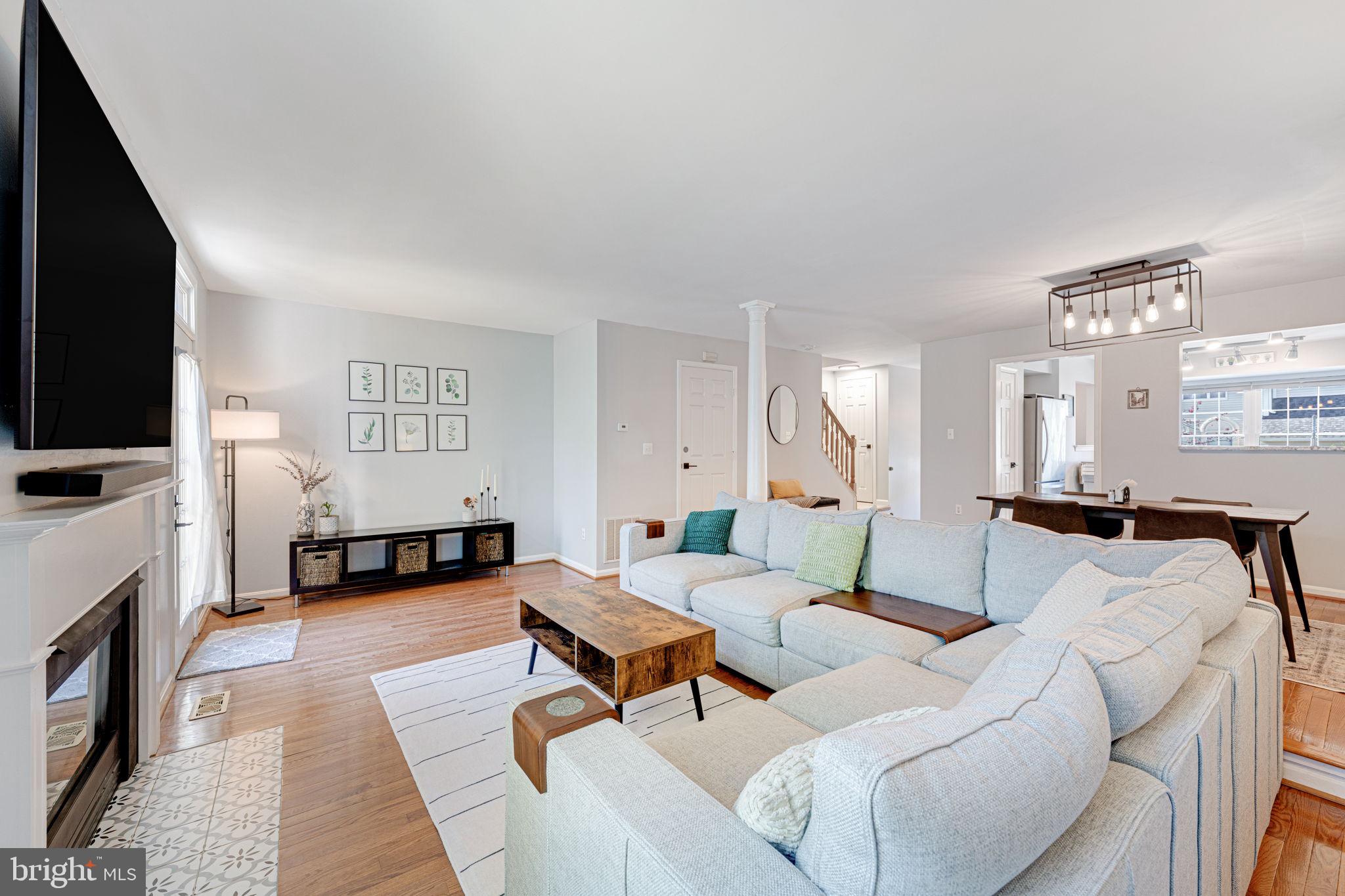NORTH HART RUN - Residential