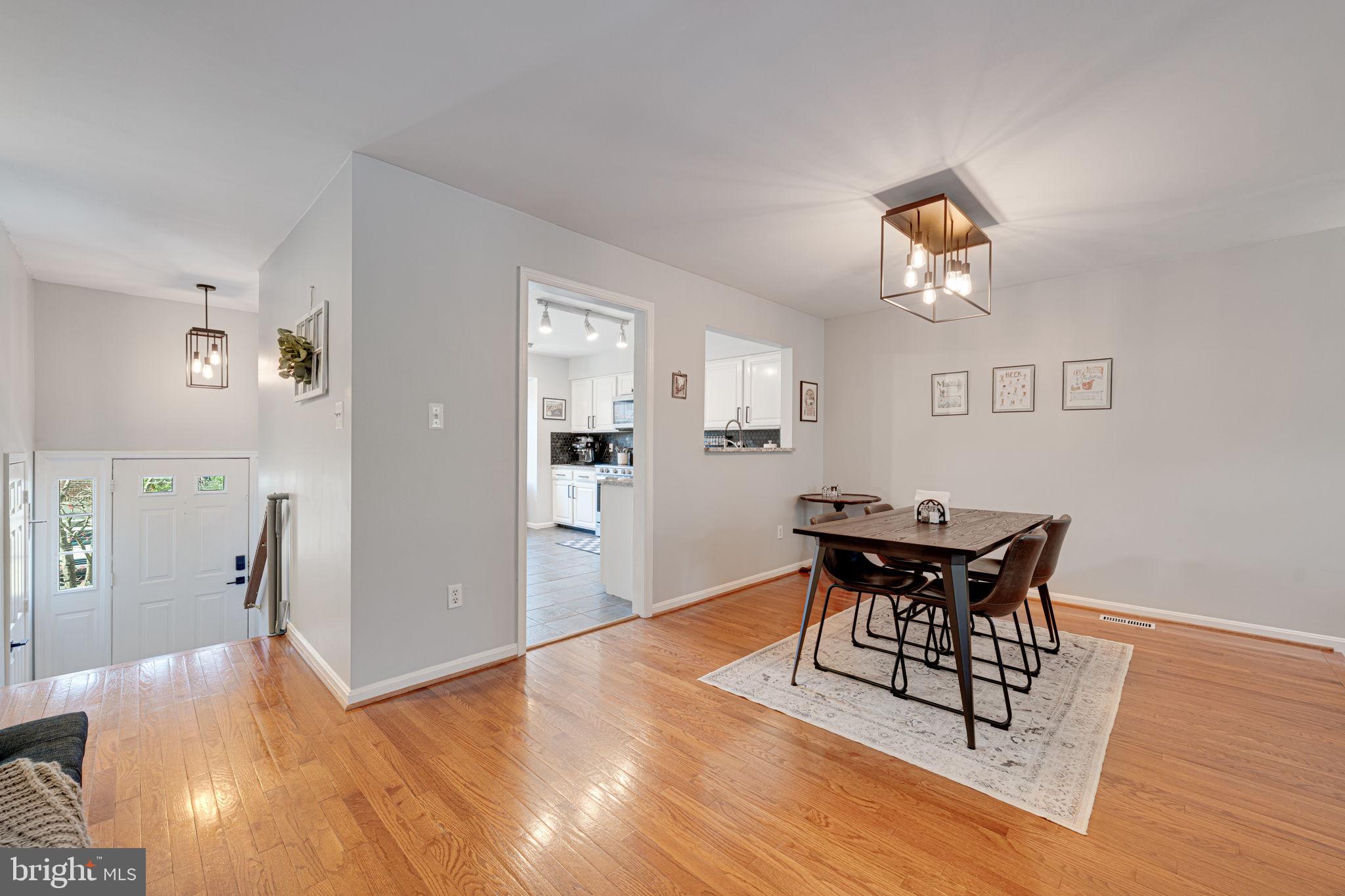 NORTH HART RUN - Residential