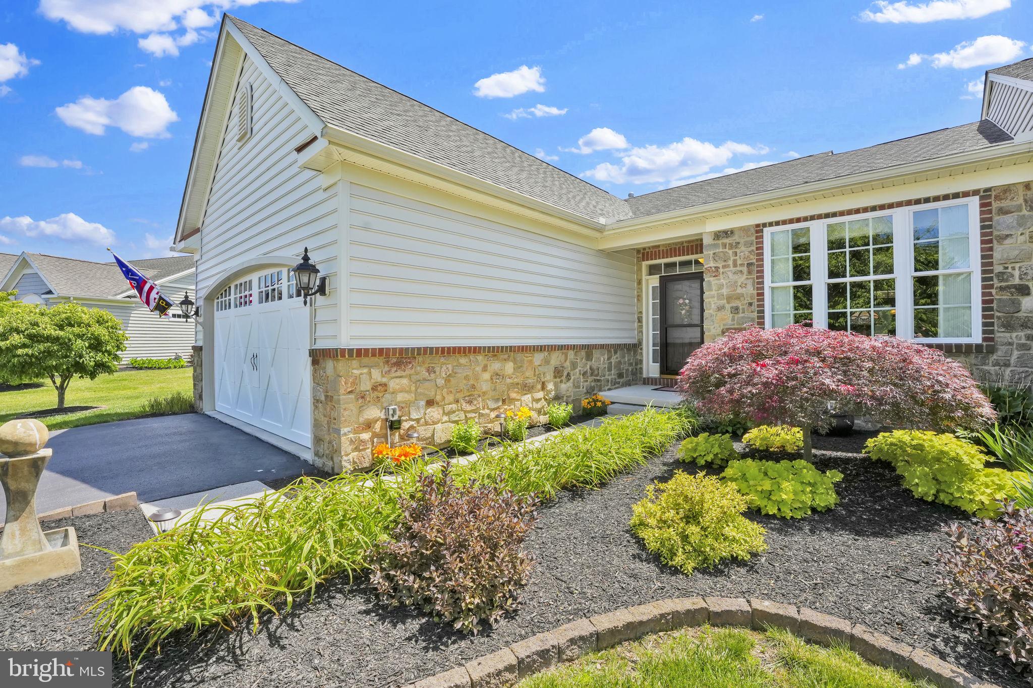 THE VILLAS AT CATTAIL - Residential