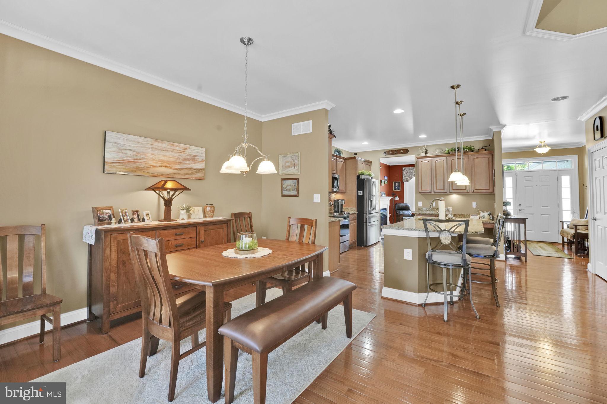 THE VILLAS AT CATTAIL - Residential