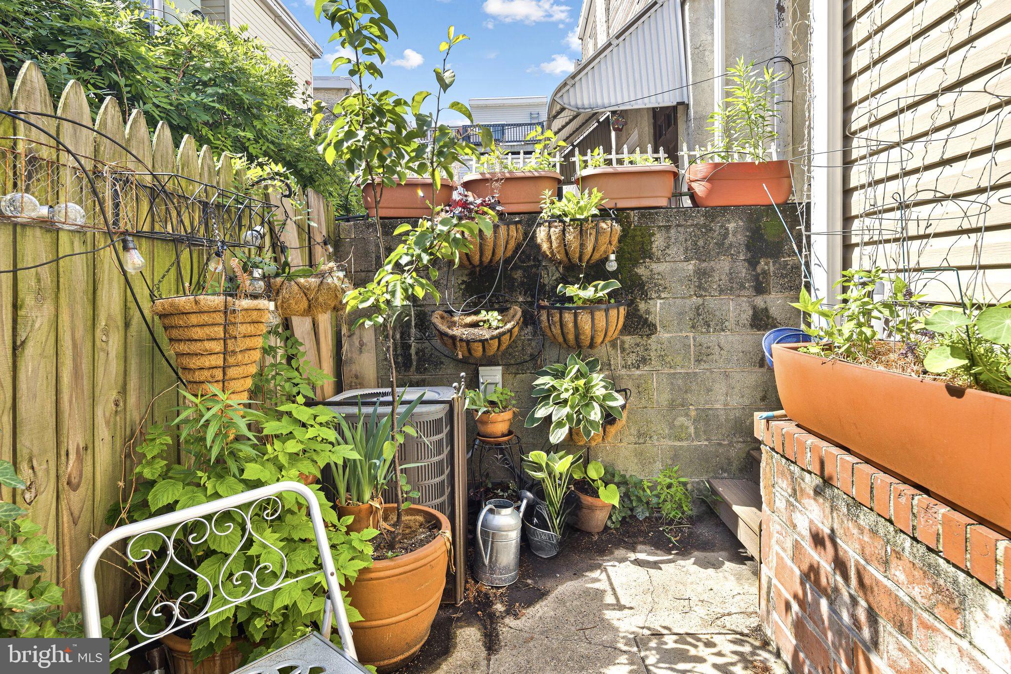 EAST PASSYUNK CROSSING - Residential