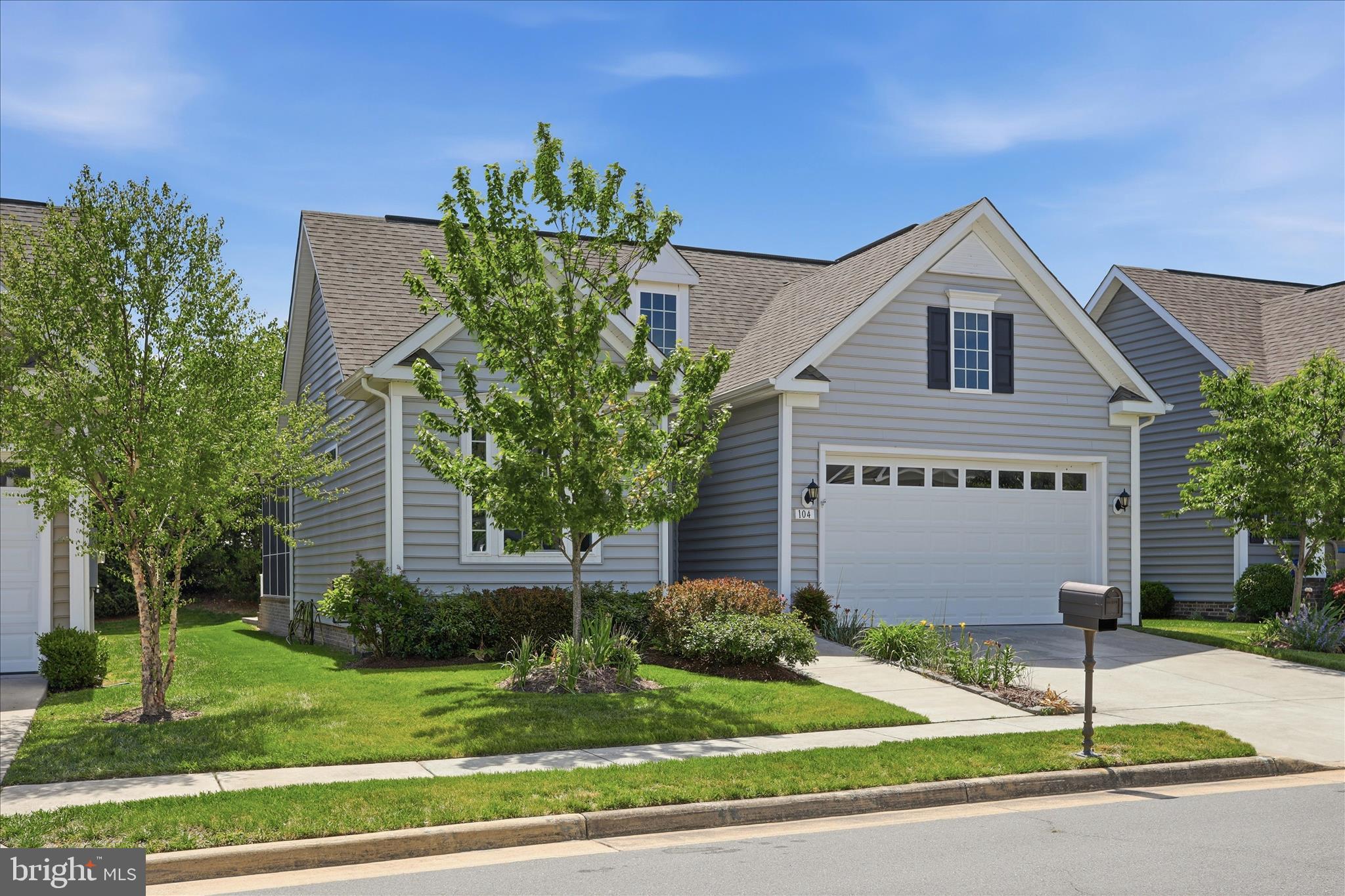 CEDAR MEADOWS - Residential