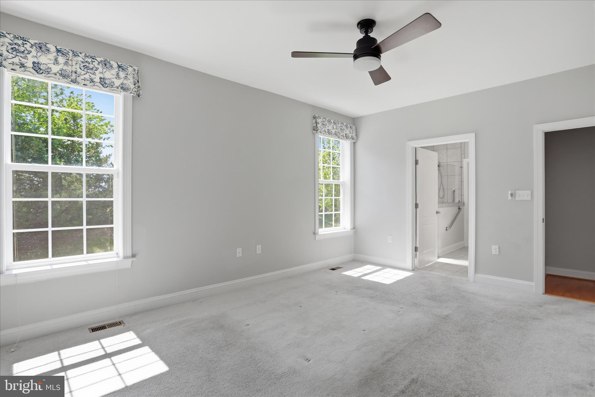CEDAR MEADOWS - Residential