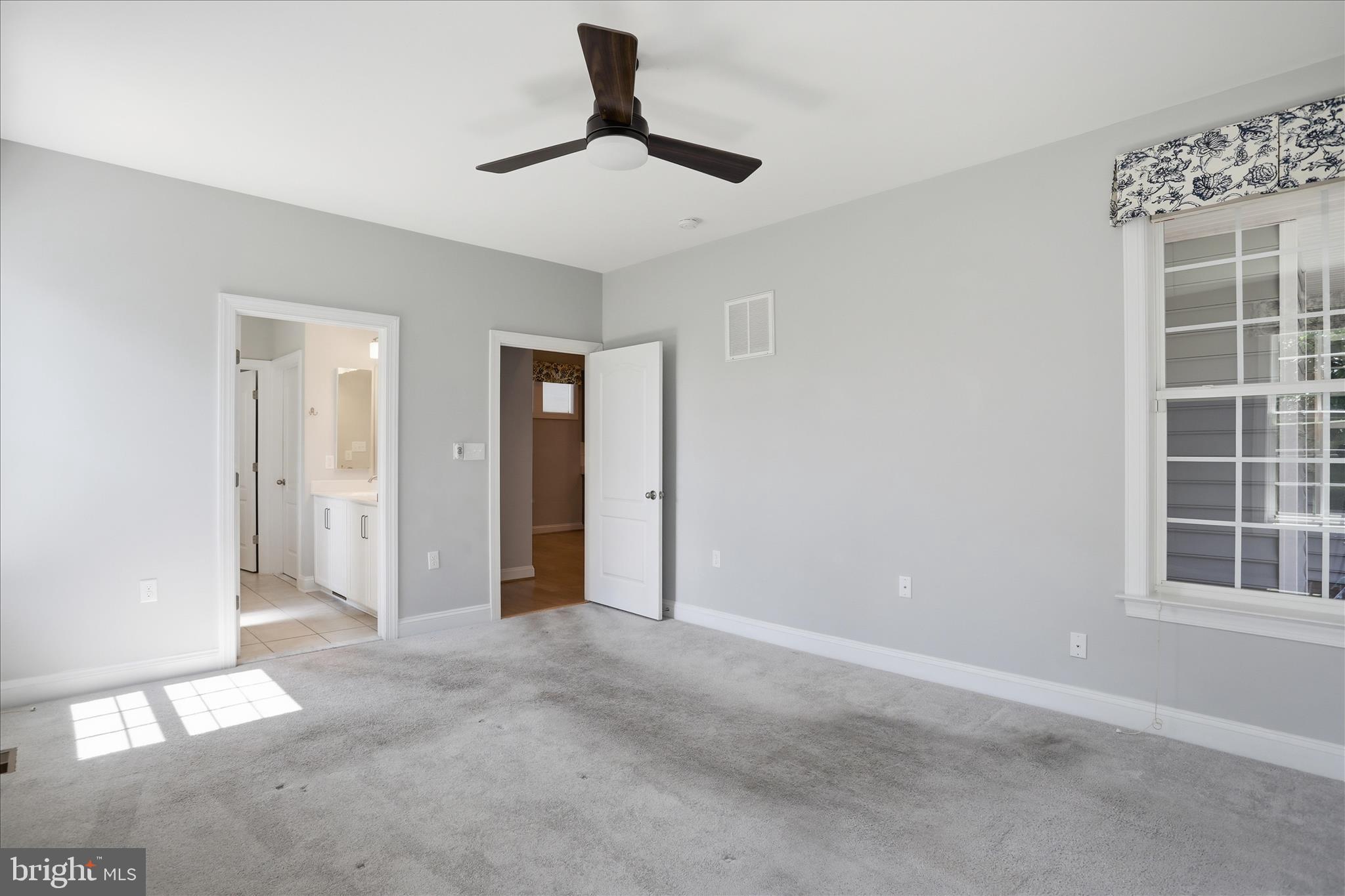 CEDAR MEADOWS - Residential