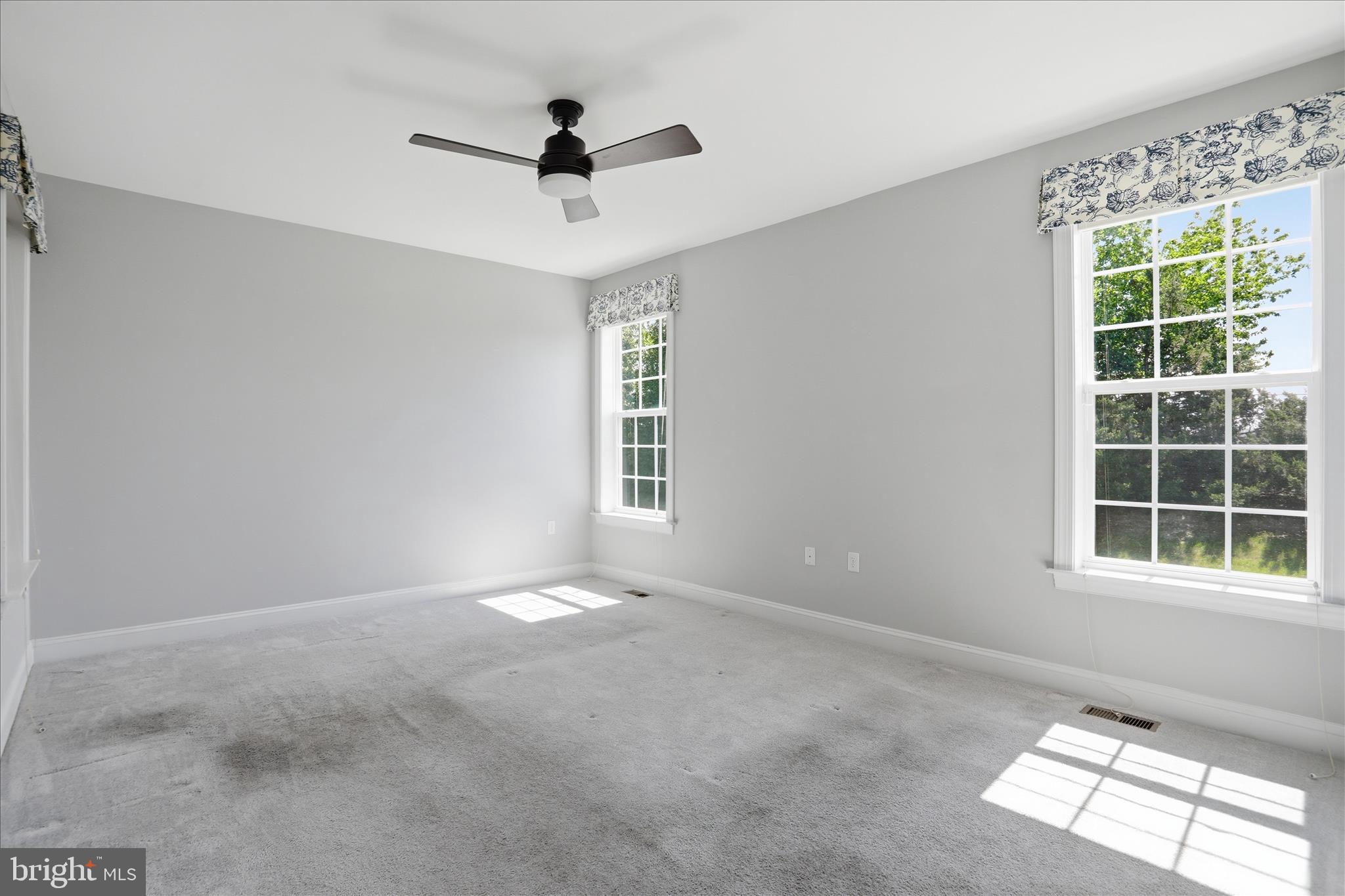 CEDAR MEADOWS - Residential