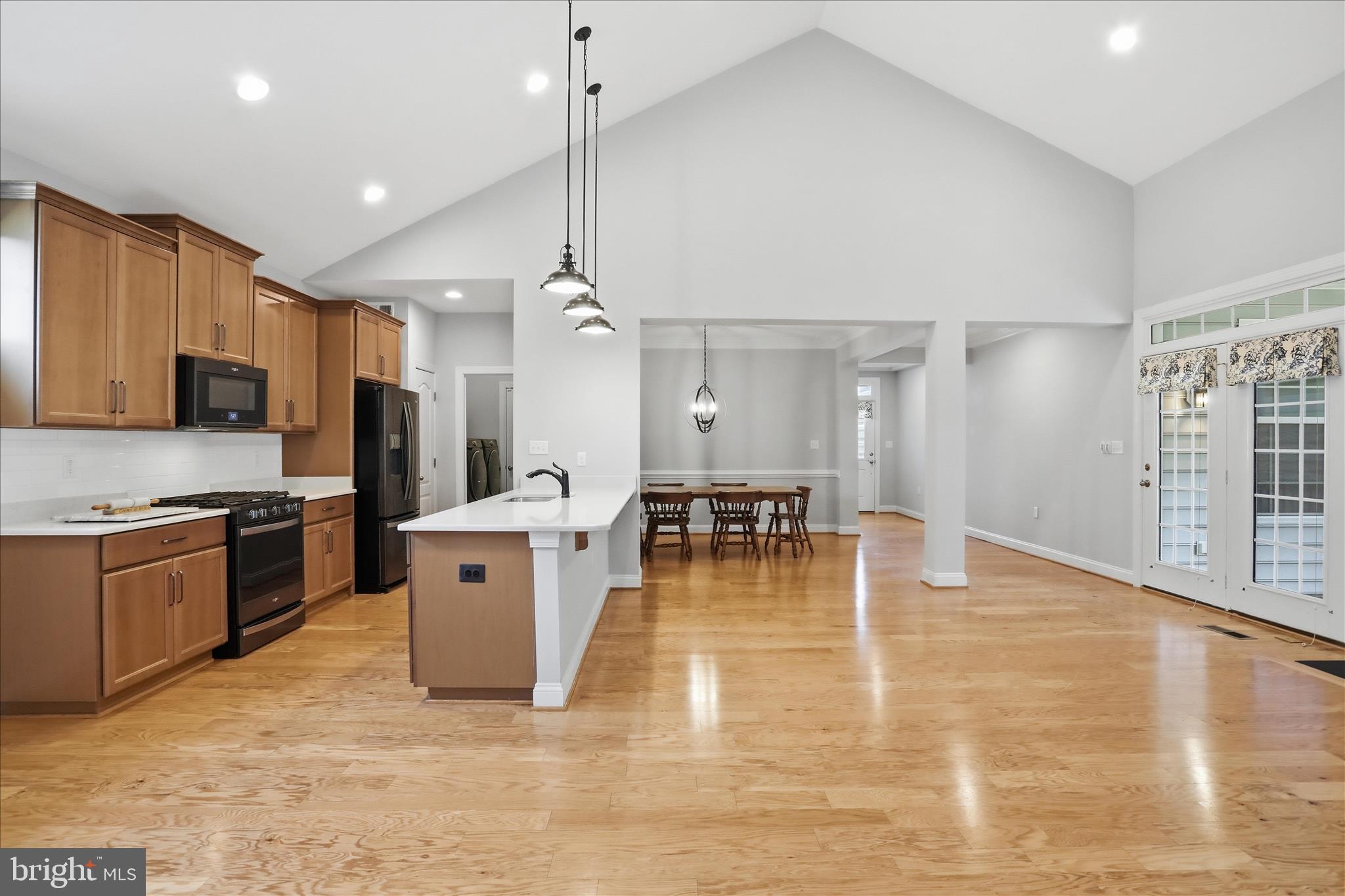CEDAR MEADOWS - Residential