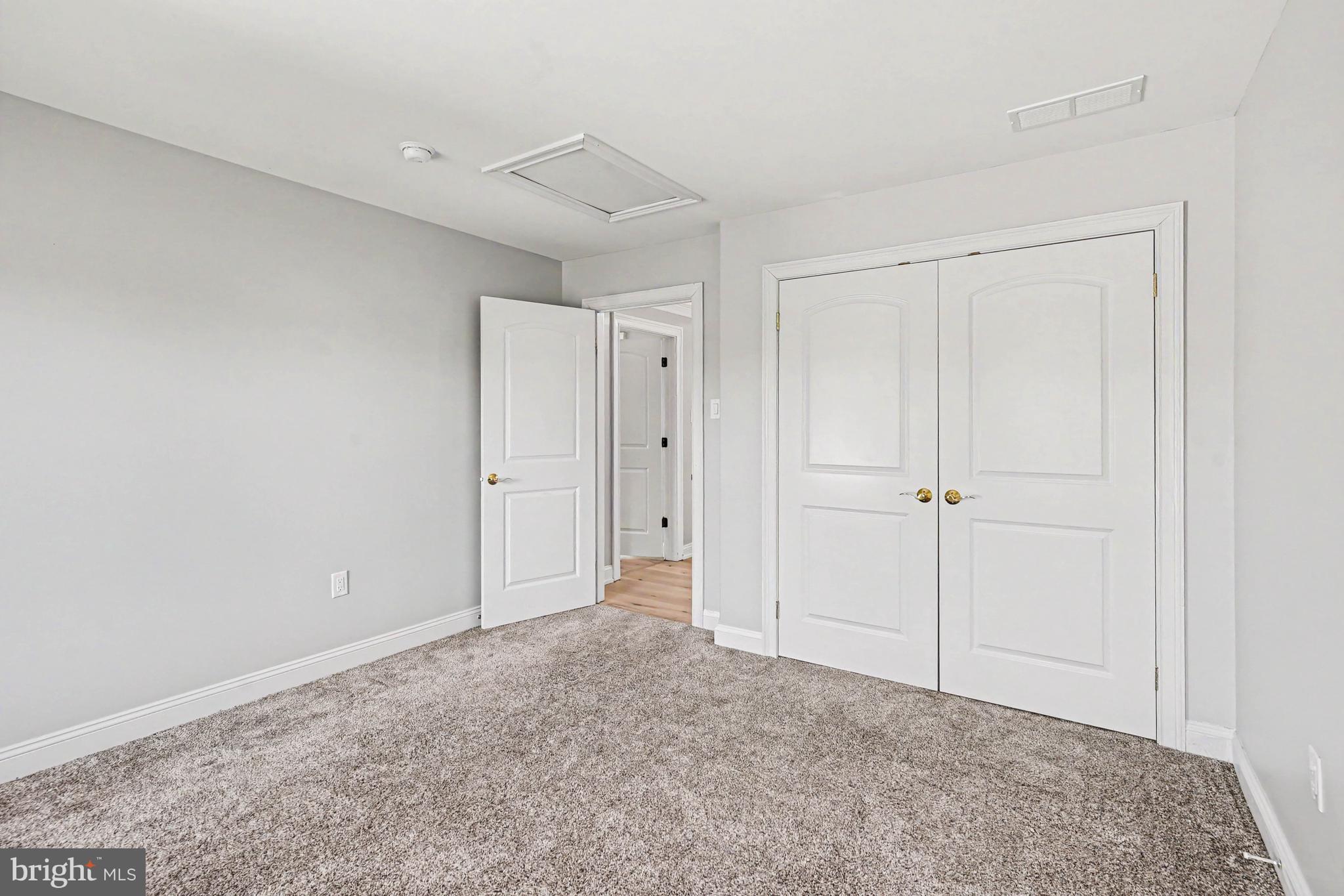 ENCLAVE AT EVANSBURG - Residential