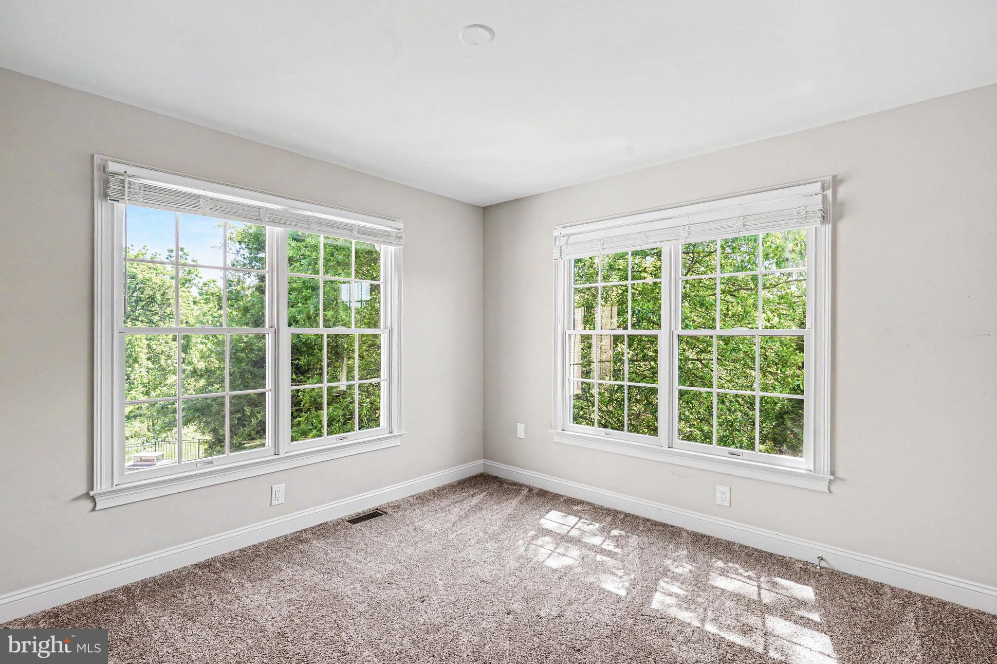 ENCLAVE AT EVANSBURG - Residential