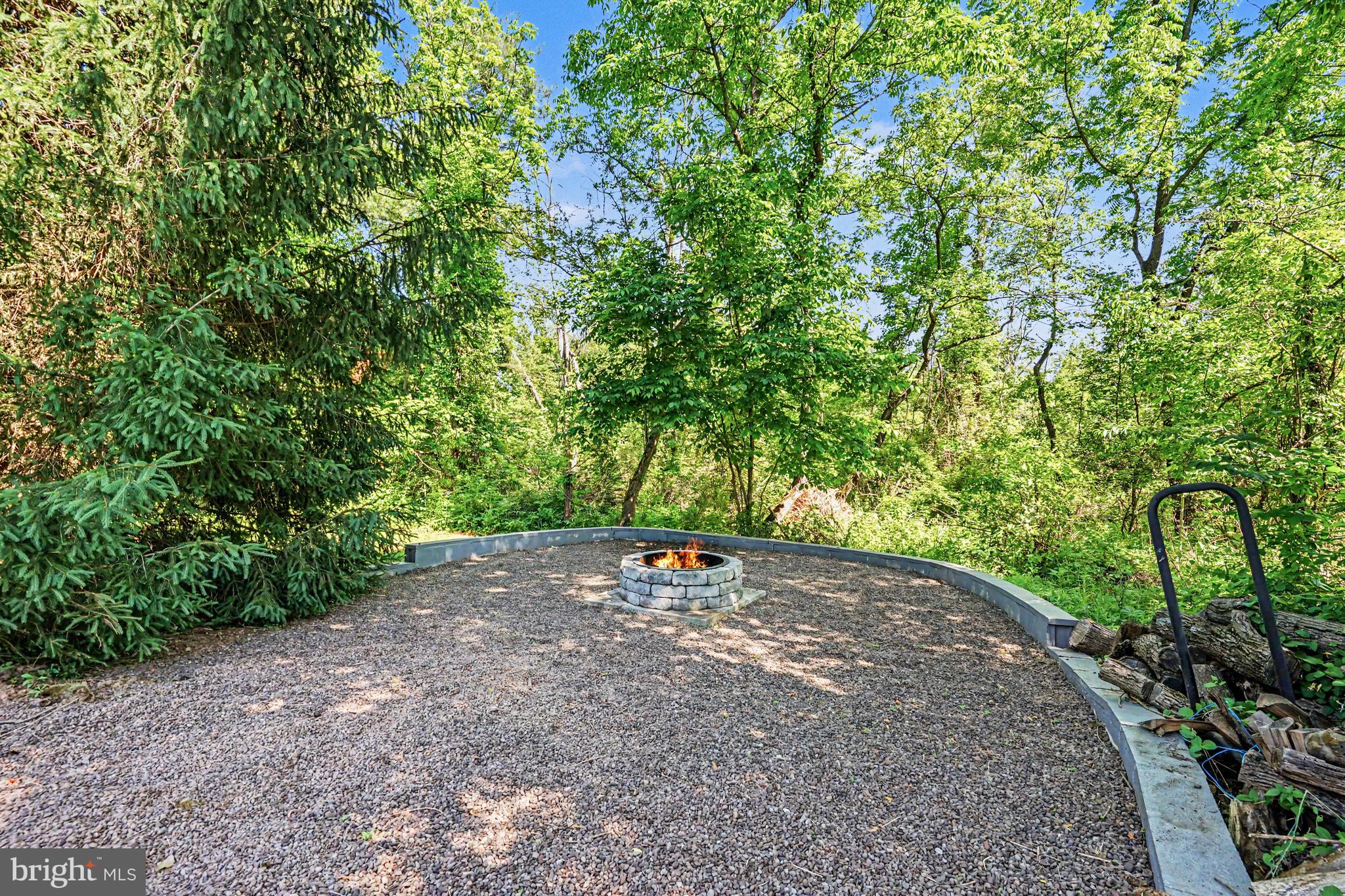 ENCLAVE AT EVANSBURG - Residential