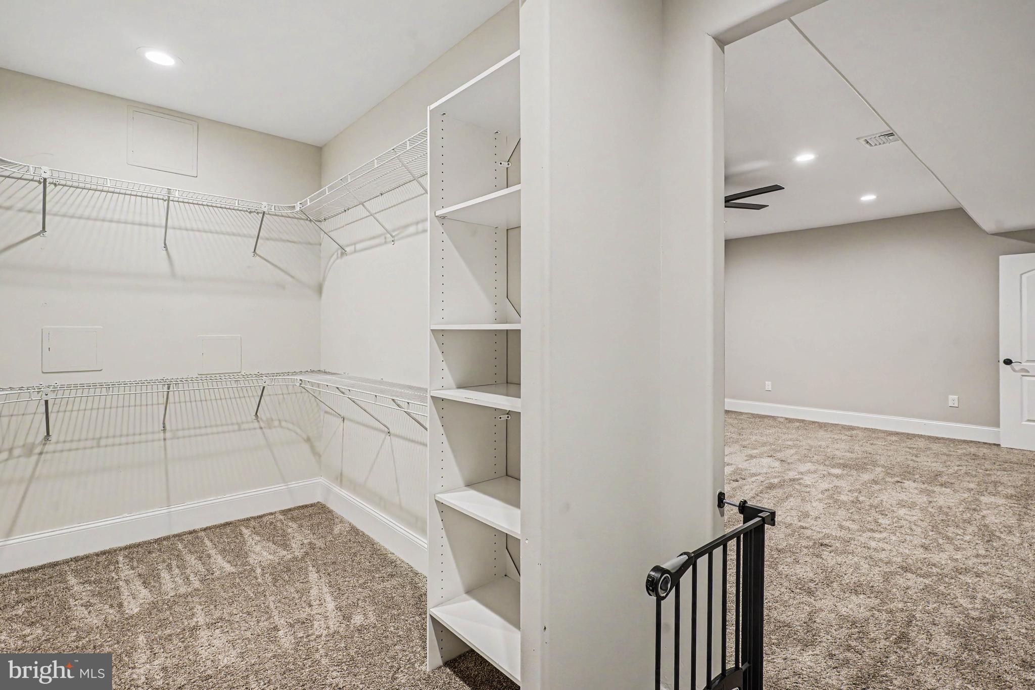 ENCLAVE AT EVANSBURG - Residential