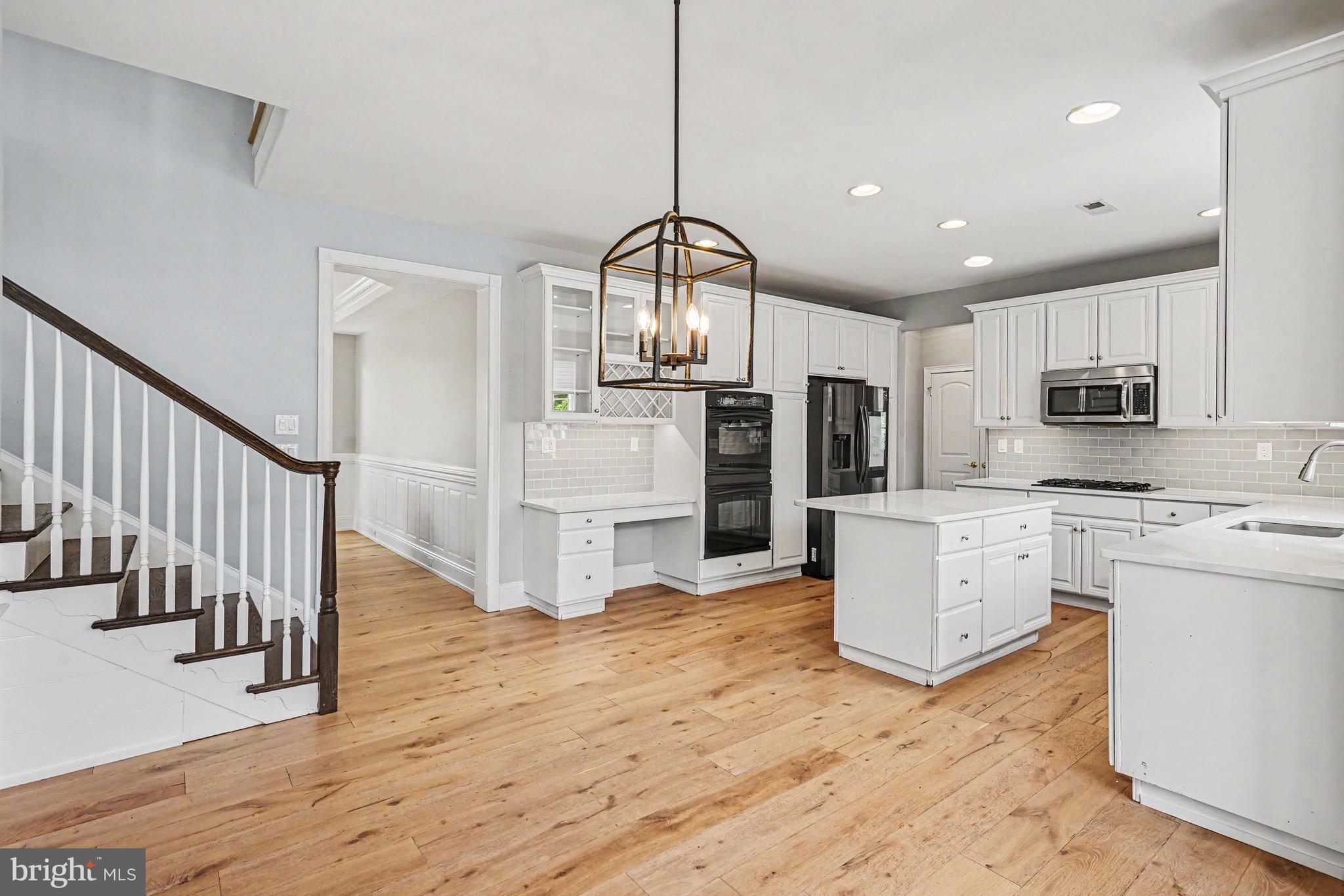 ENCLAVE AT EVANSBURG - Residential