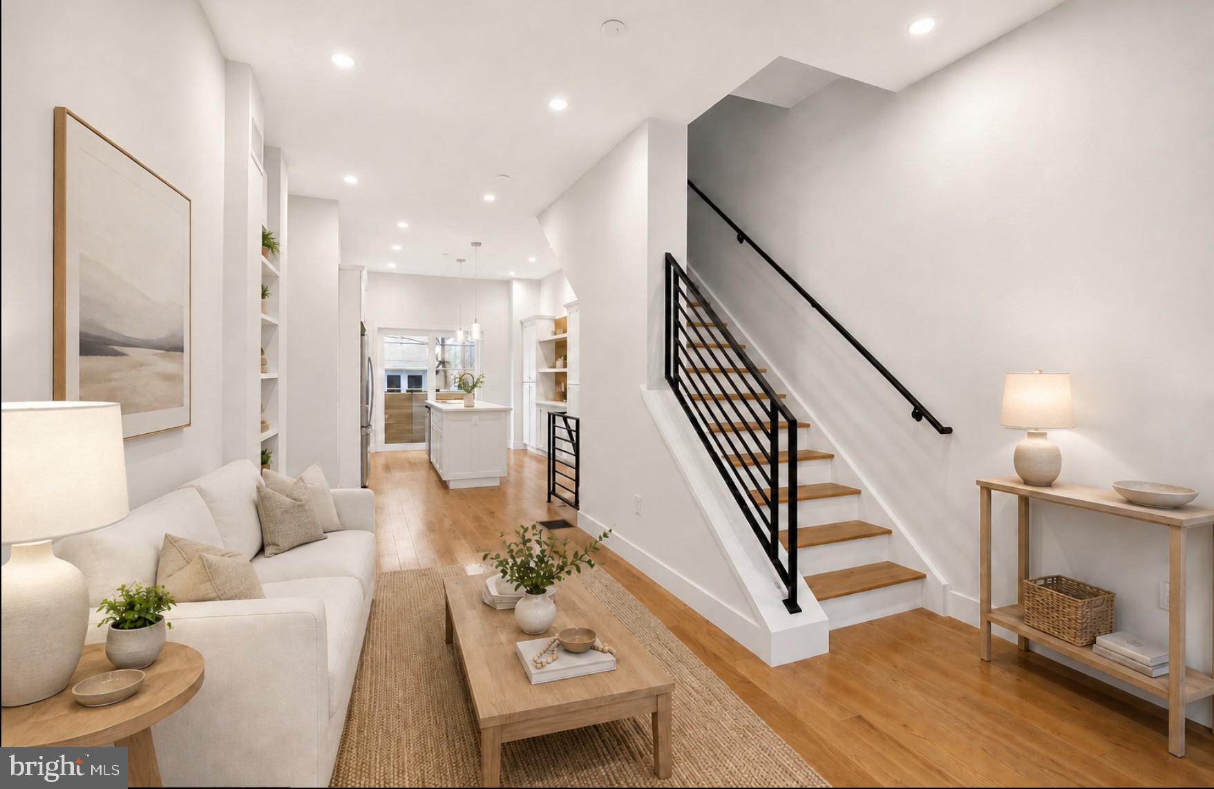 DICKINSON NARROWS - Residential