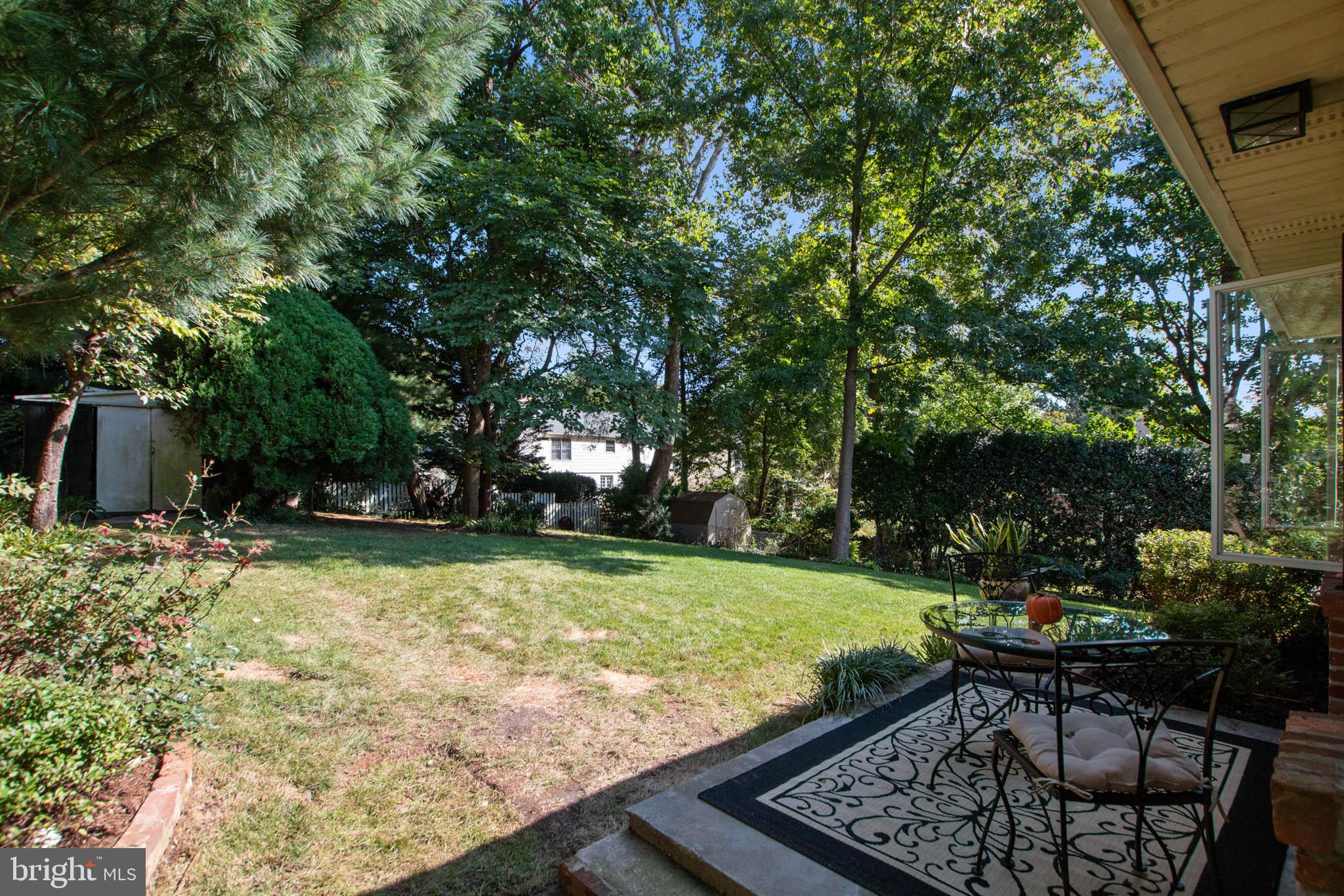 BETHESDA OUTSIDE - Residential