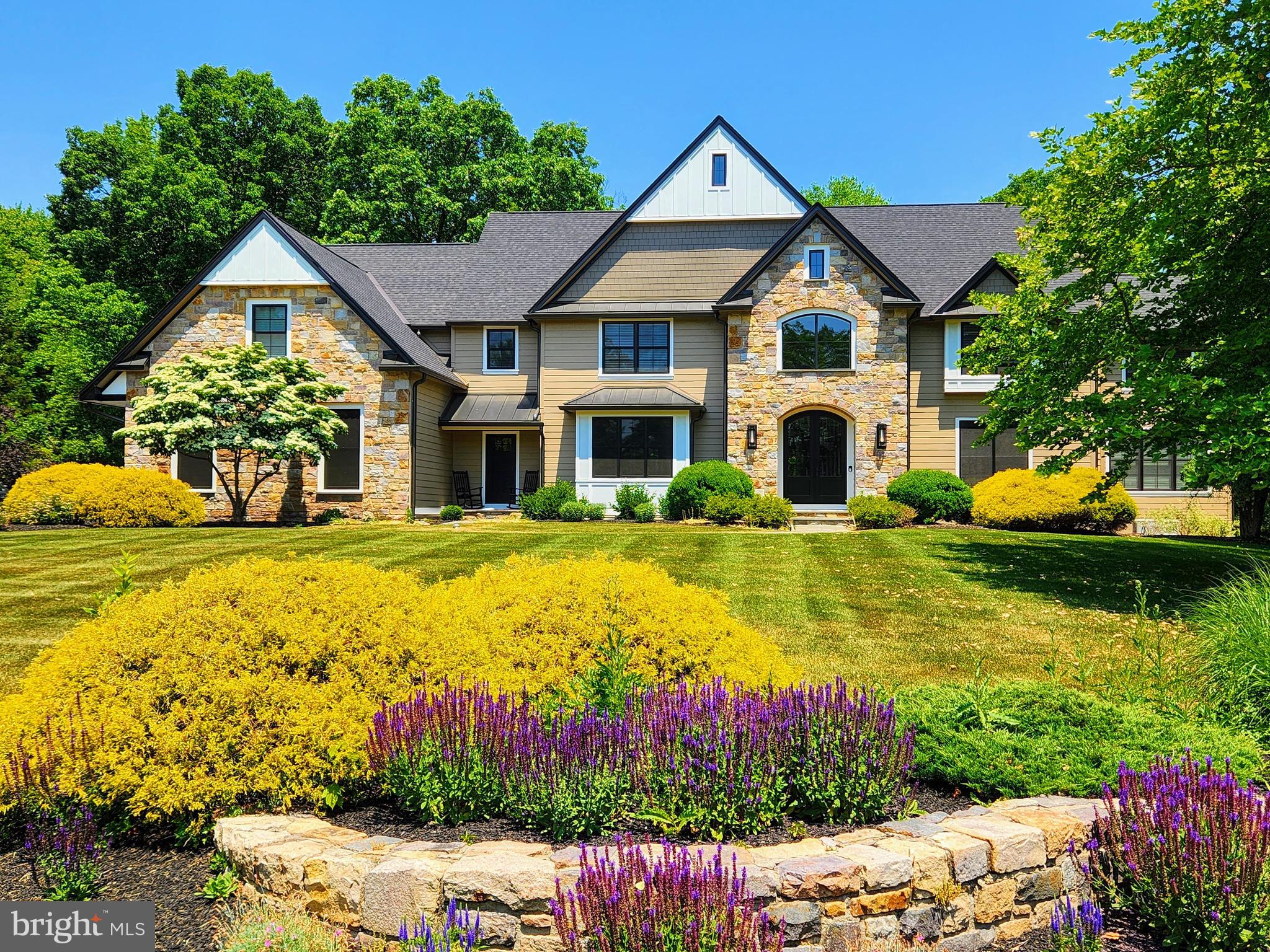 DEVONSHIRE ESTS - Residential