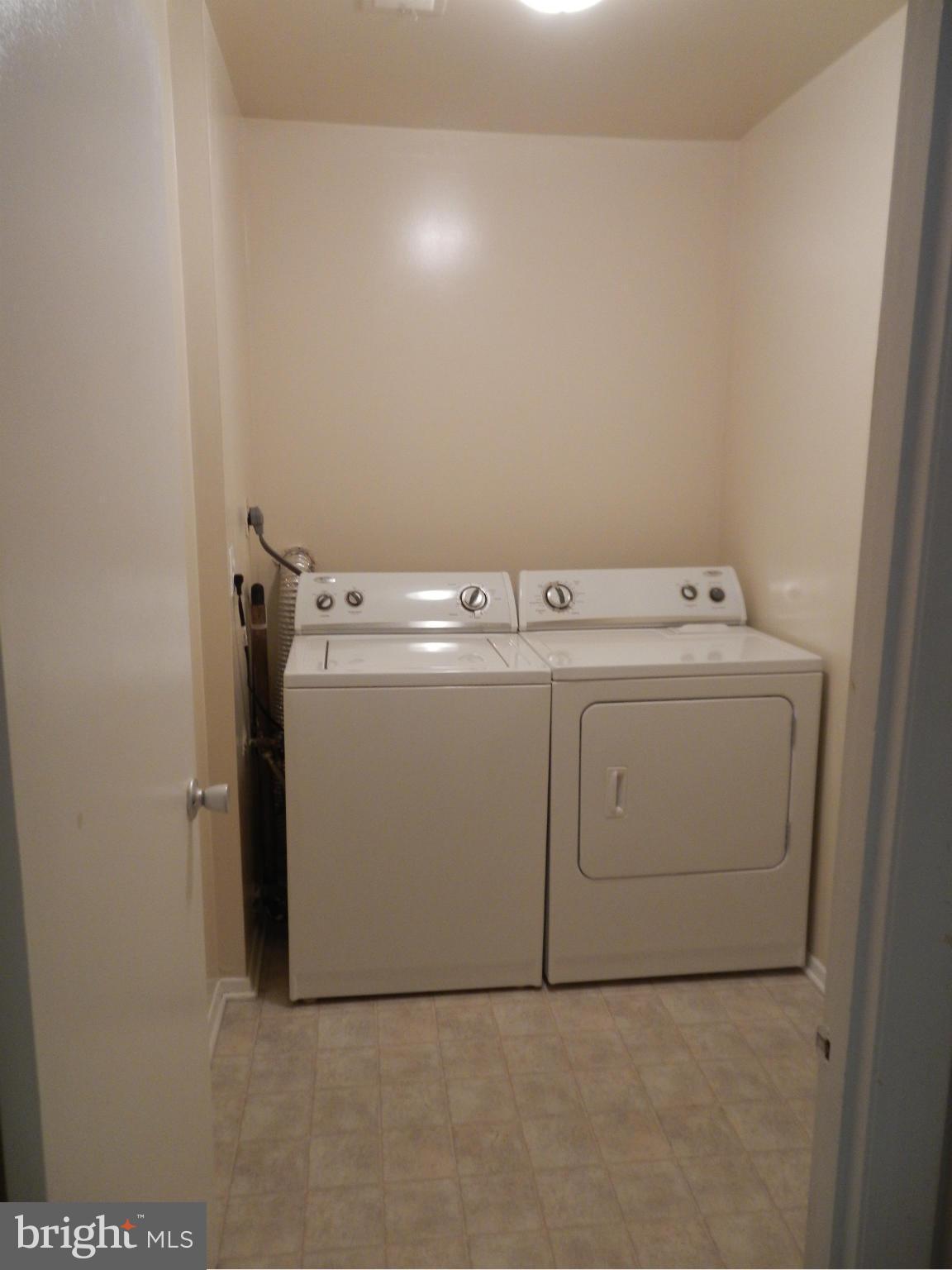 HICKORY HILLS CONDOMINIUMS - Residential Lease