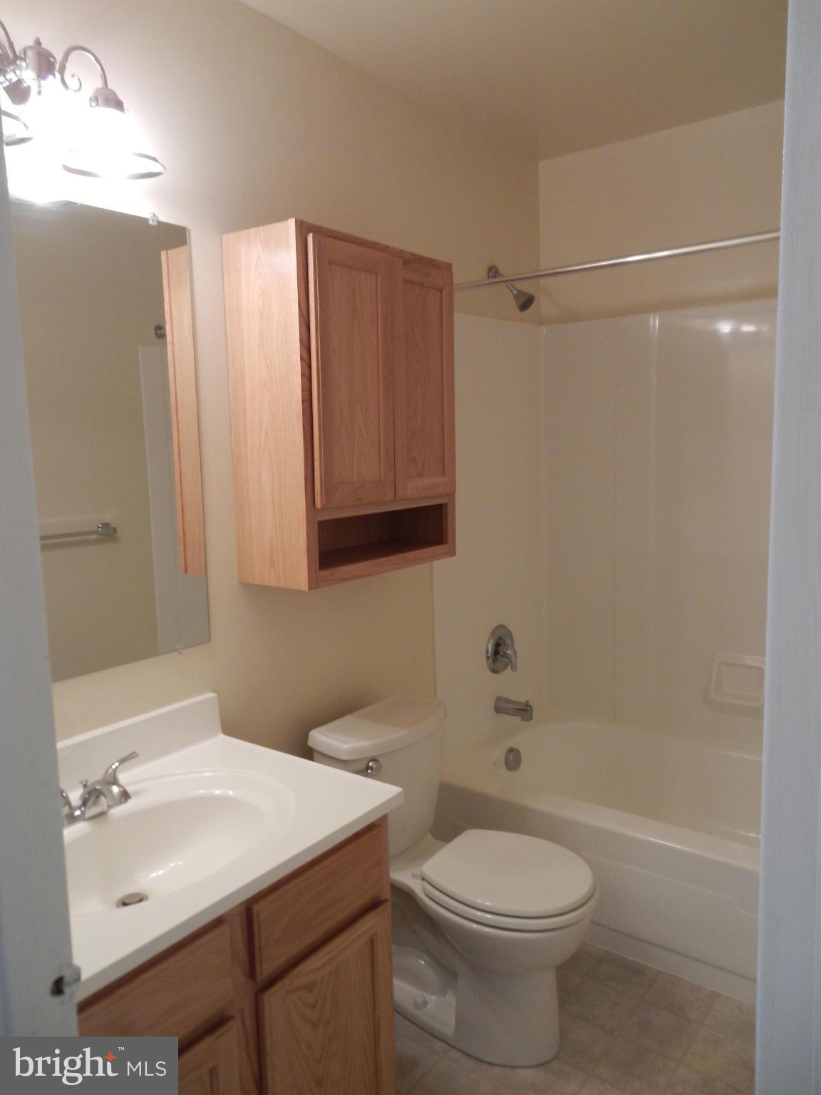 HICKORY HILLS CONDOMINIUMS - Residential Lease